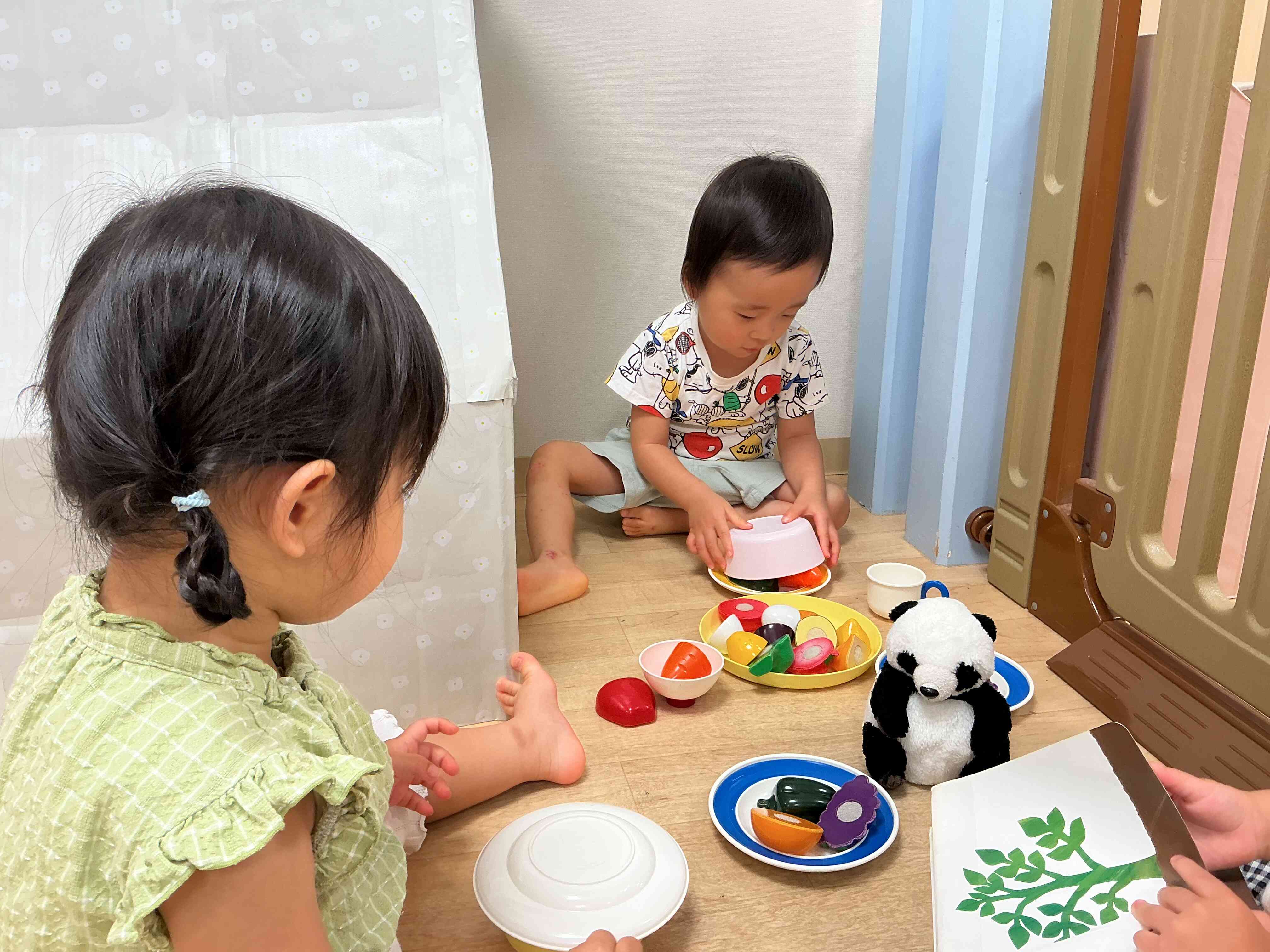夕方はみんなでおままごとをしたよ!