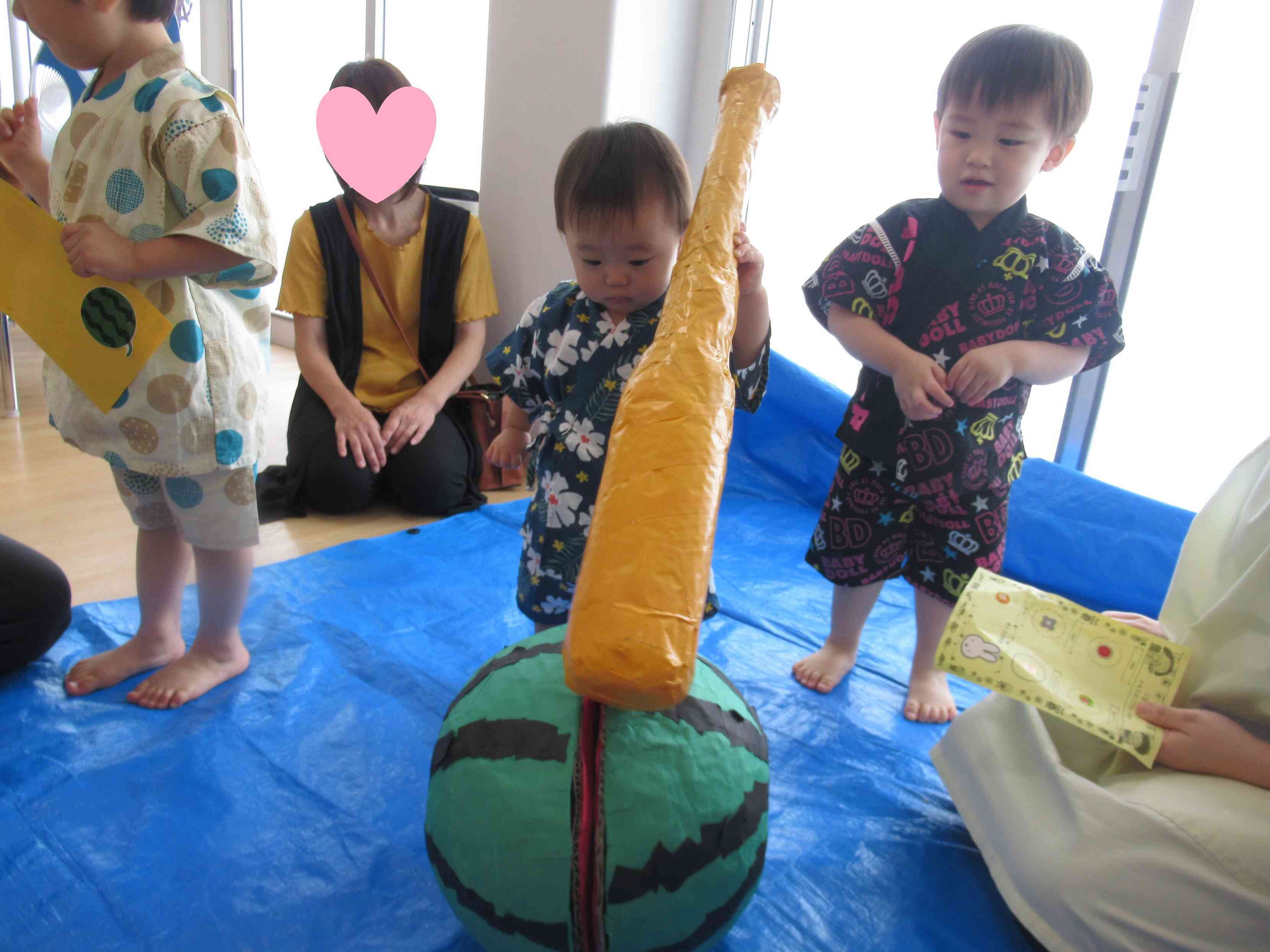 わたしもやってみるわー！　真剣な眼差し…(^_-)-☆