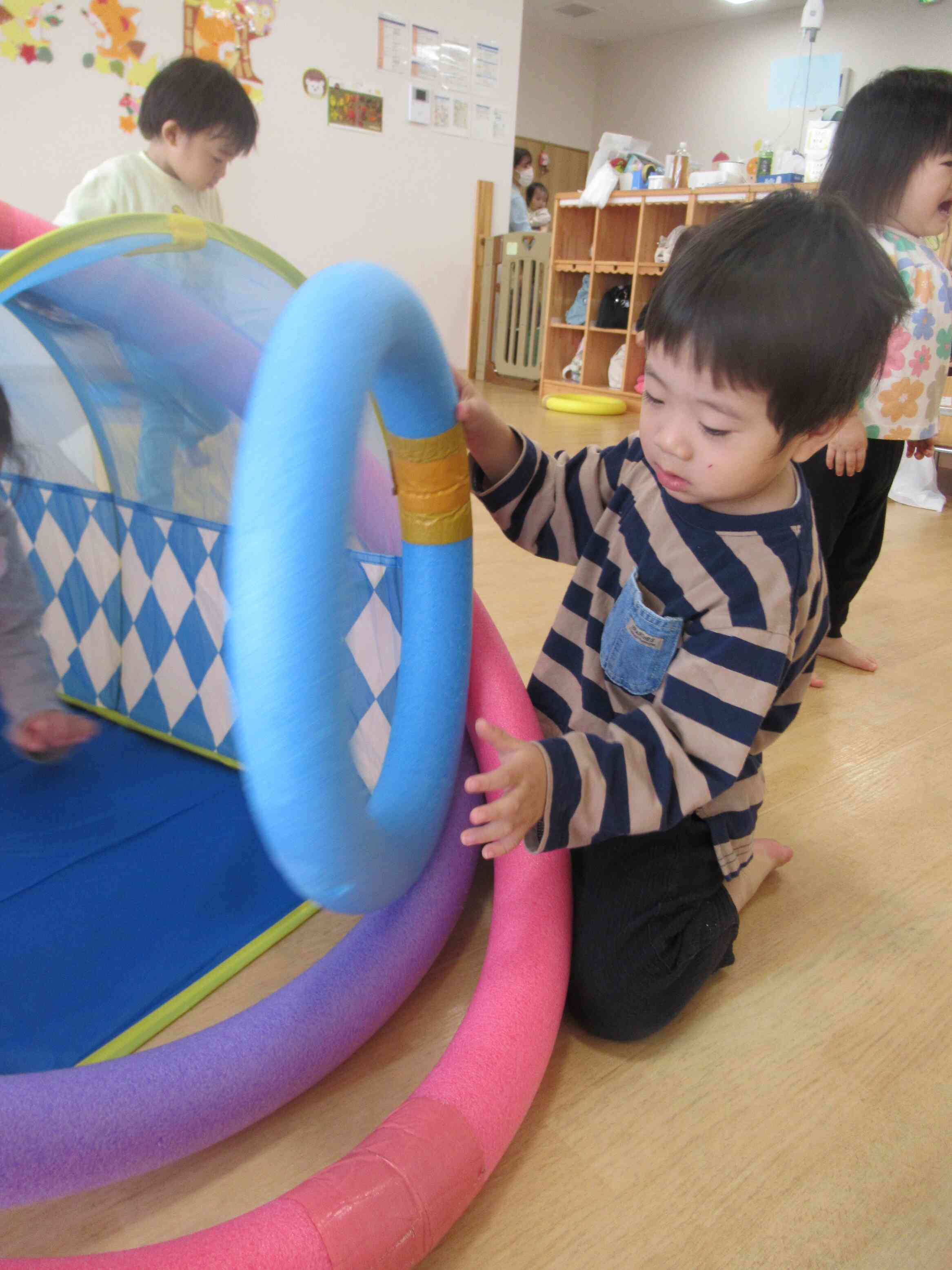 トンネルの出口では・・・