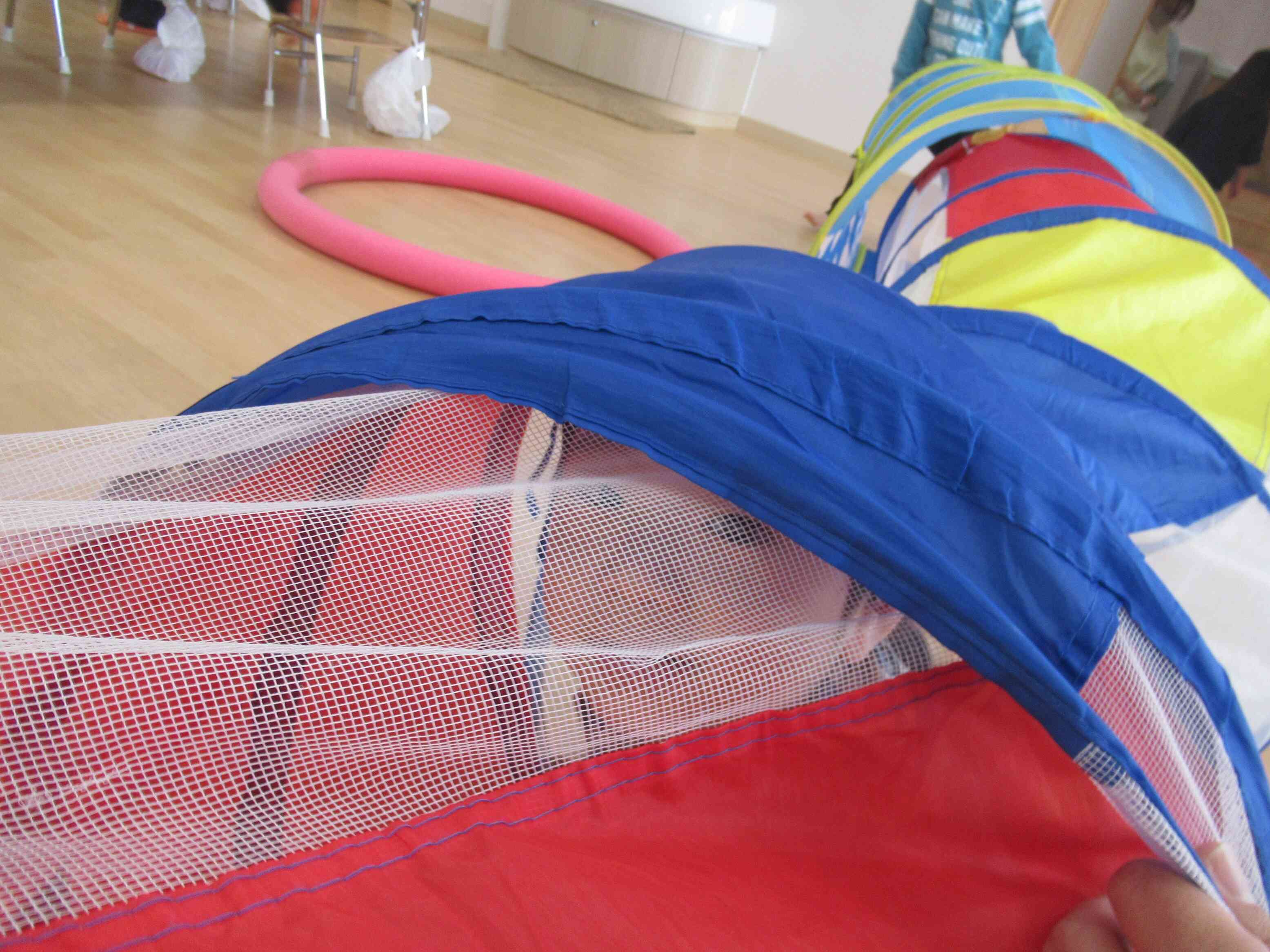 長～いトンネル