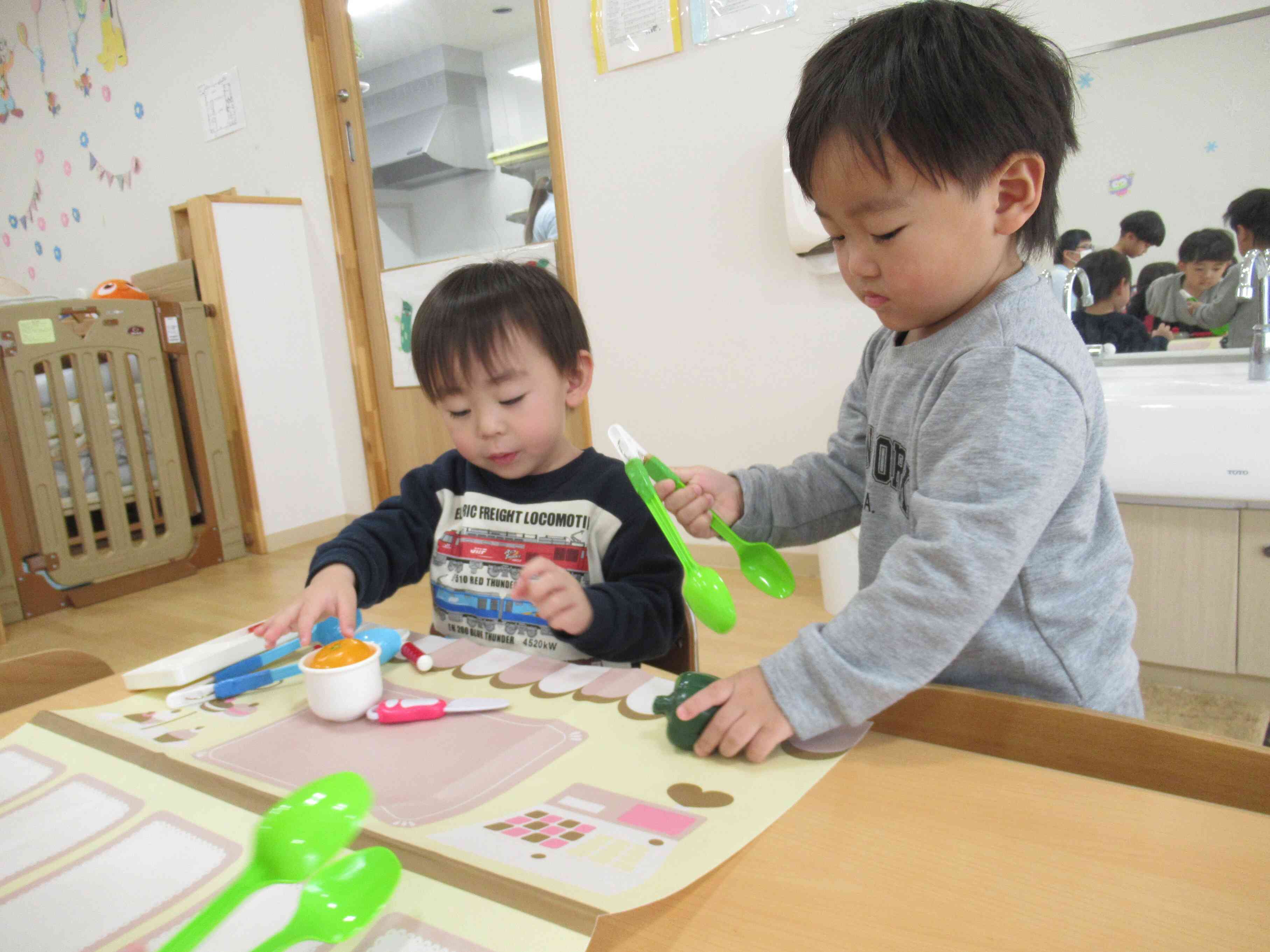 男の子たちもお料理中☆
