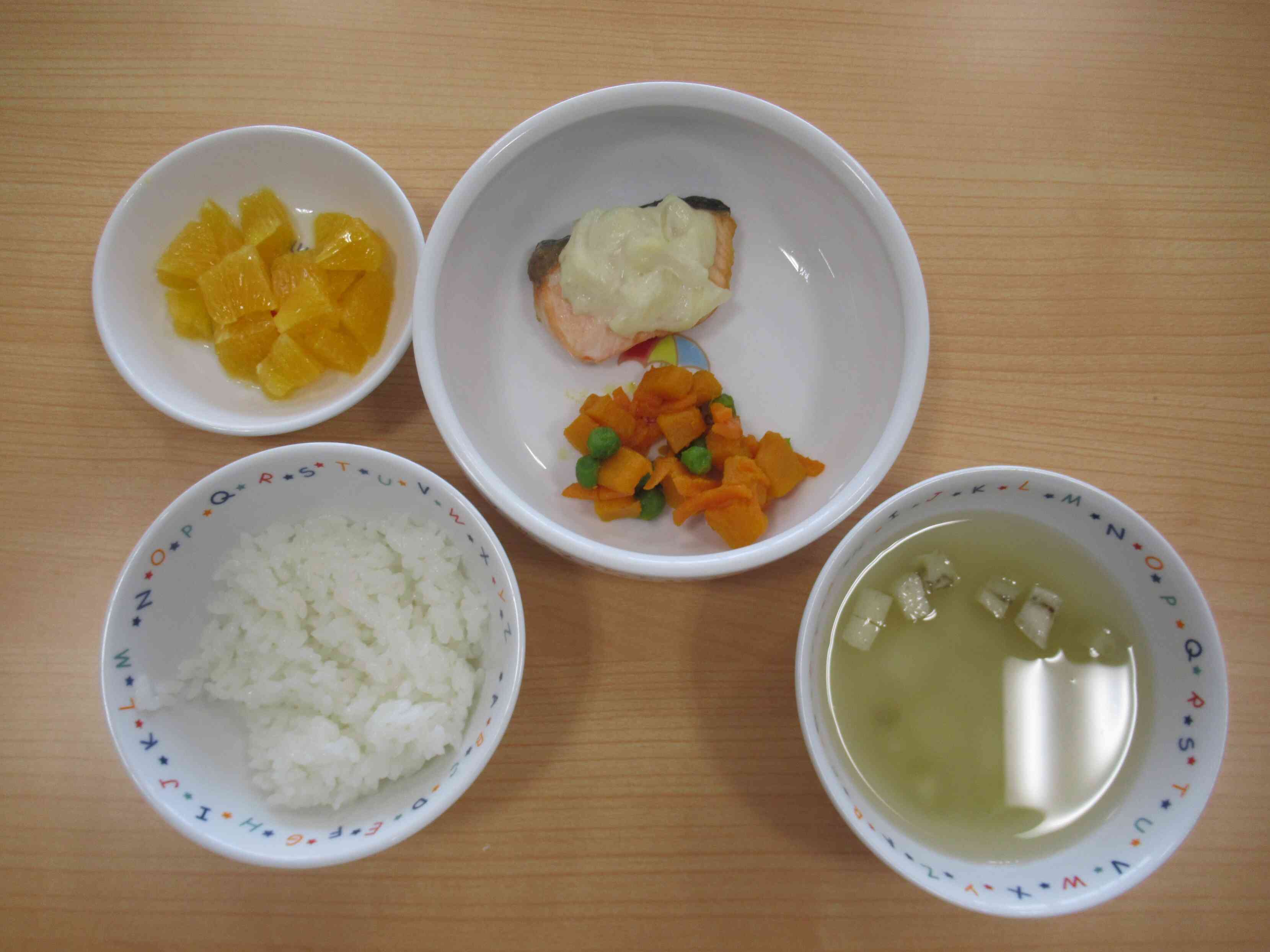 ５月９日の給食（幼児・完了食)