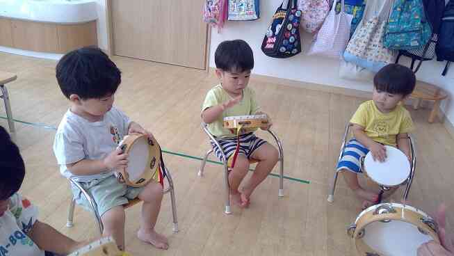 叩くと音が出るね～