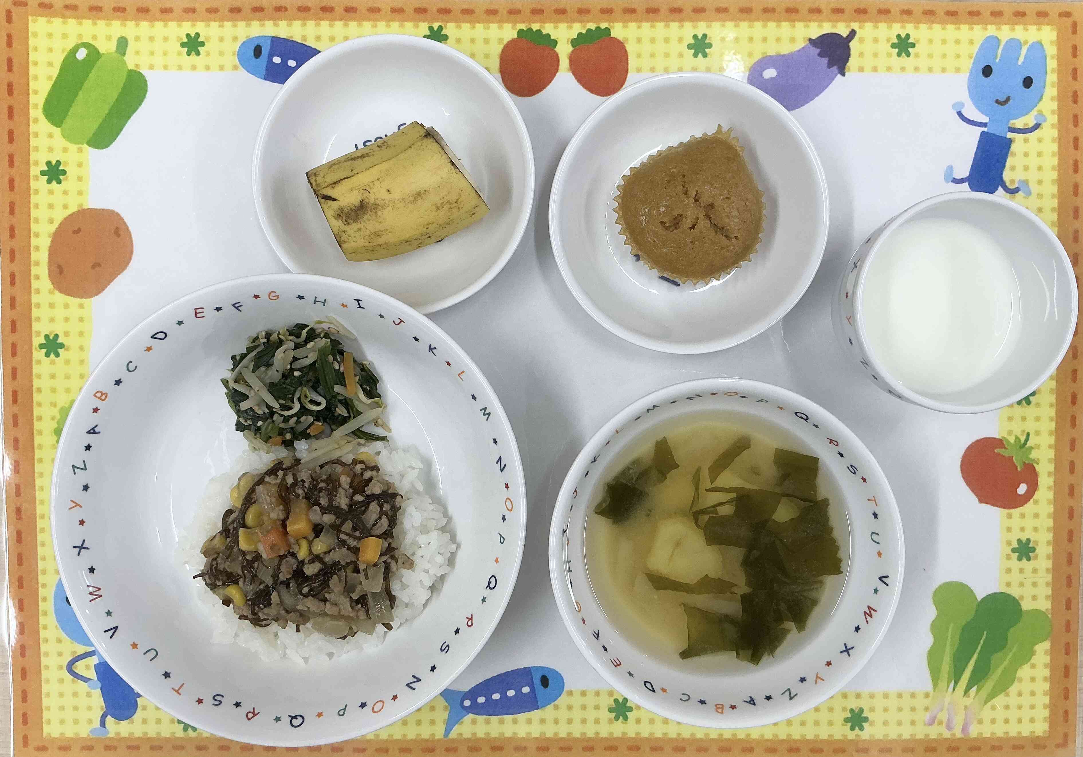 12月17日の給食とおやつ