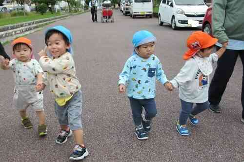 散歩は楽しいね♪