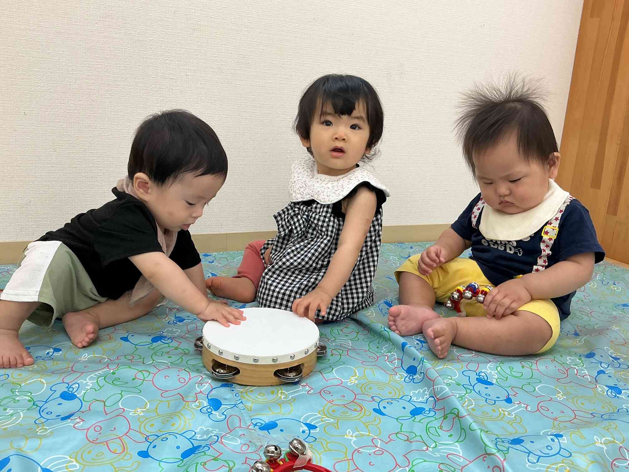 楽器遊び♪（ひよこ組）