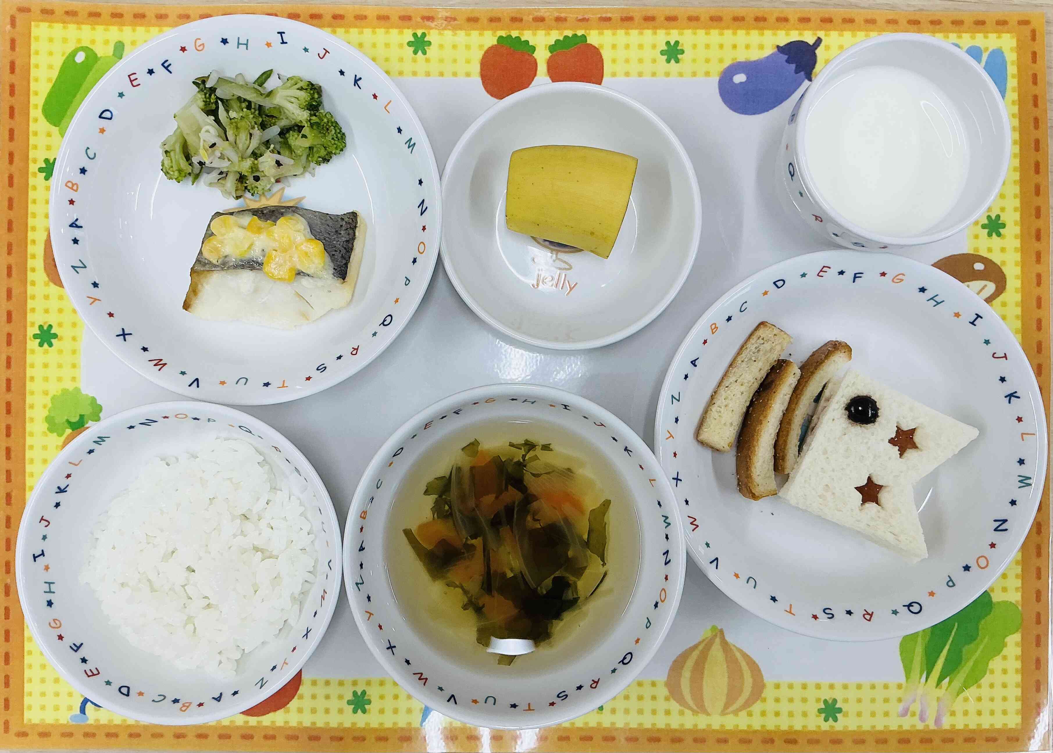 5月8日の給食とおやつ