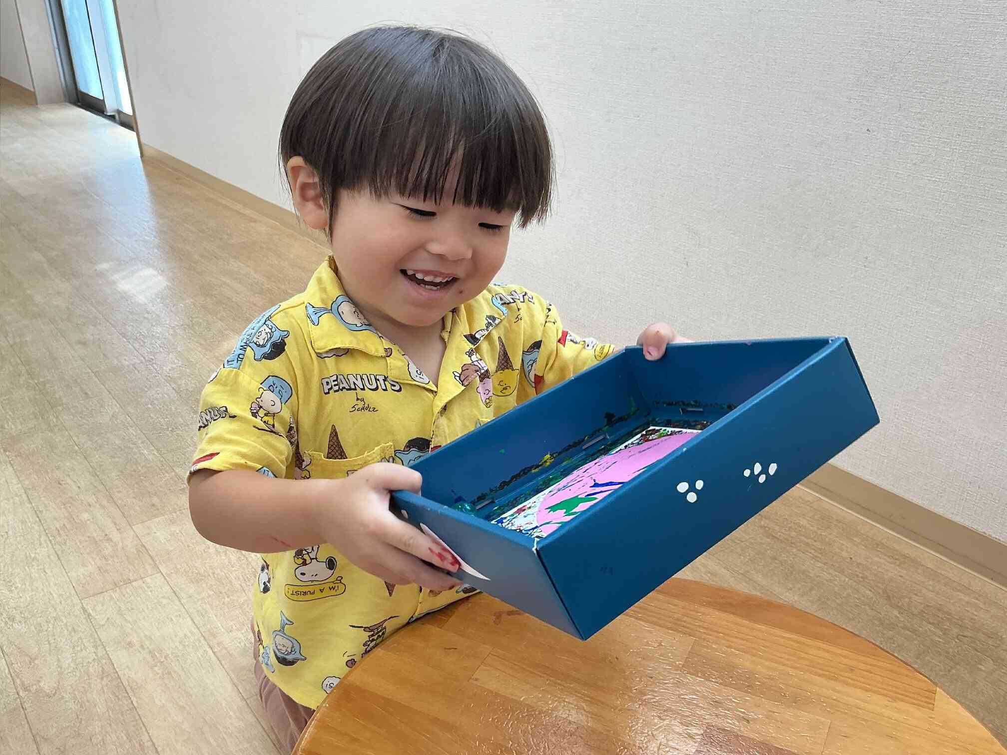 コロコロ…