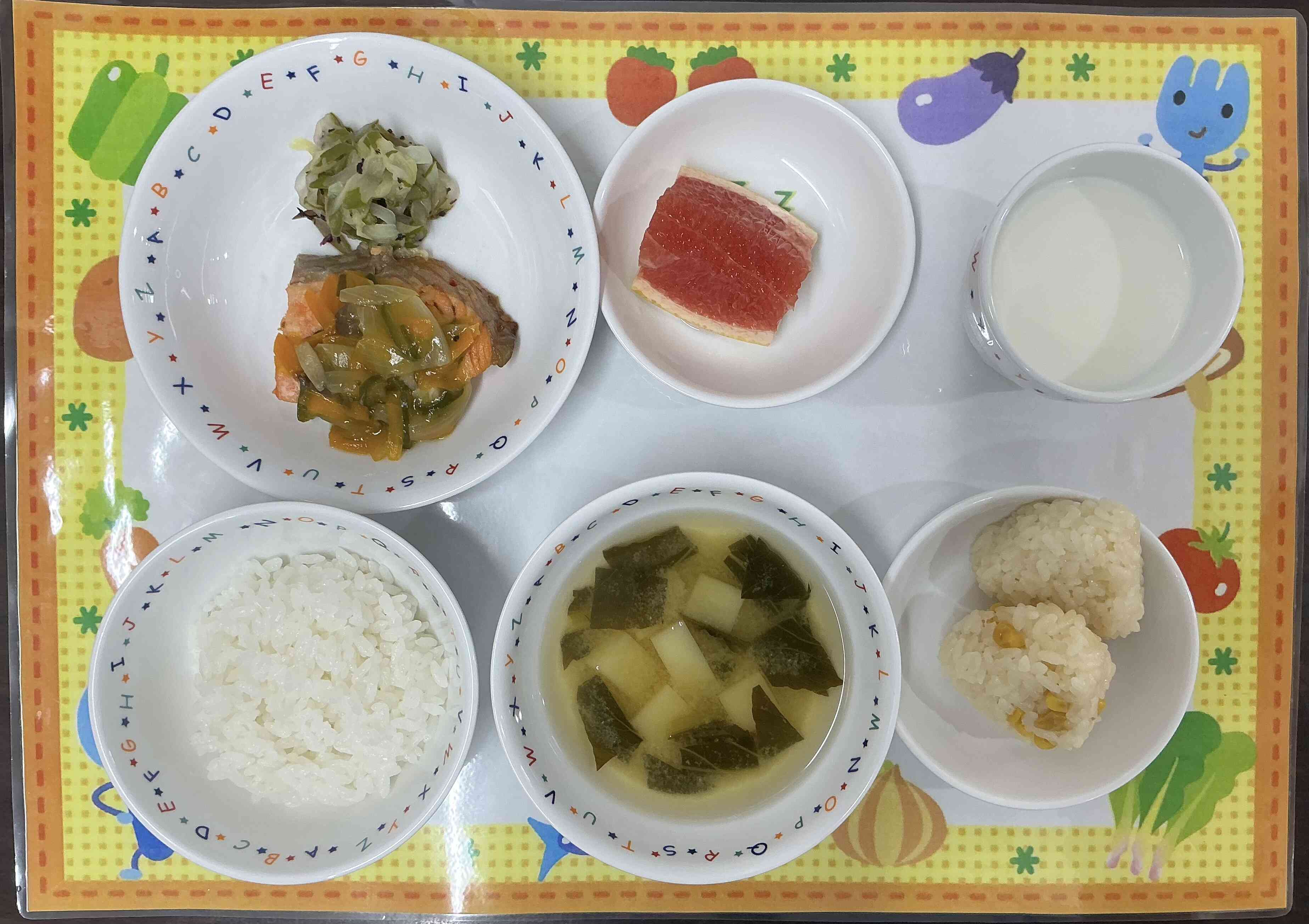 8月4日の給食とおやつ