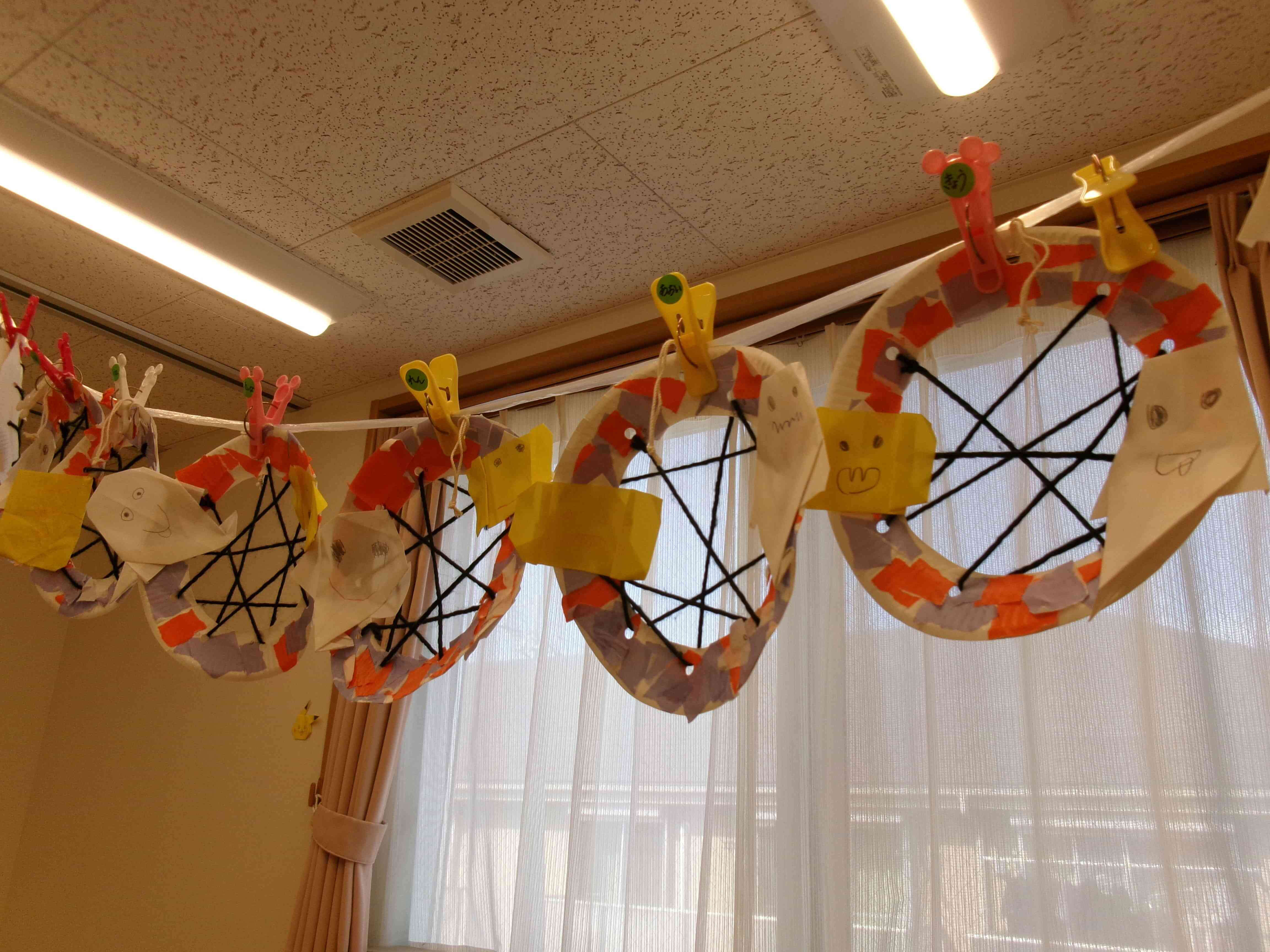 ハロウィンのリース素敵だね！！