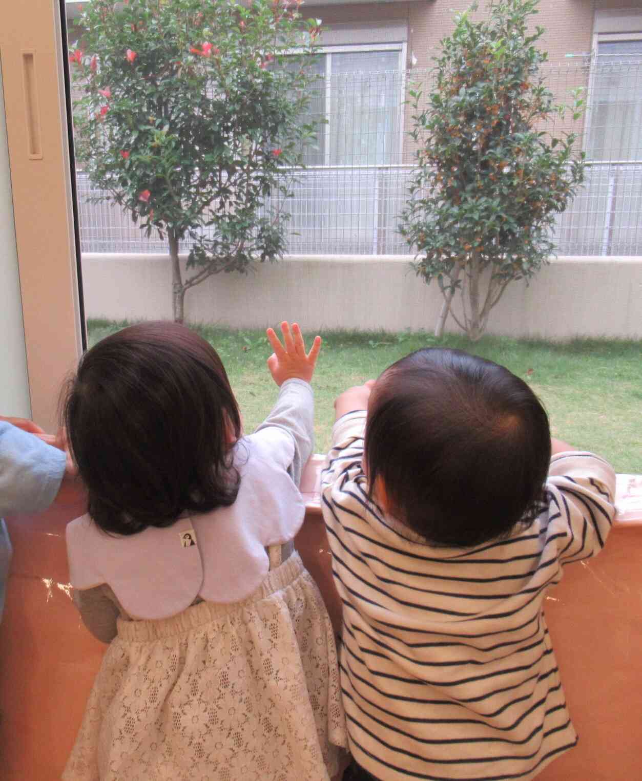 お部屋では・・・（０歳児クラス）