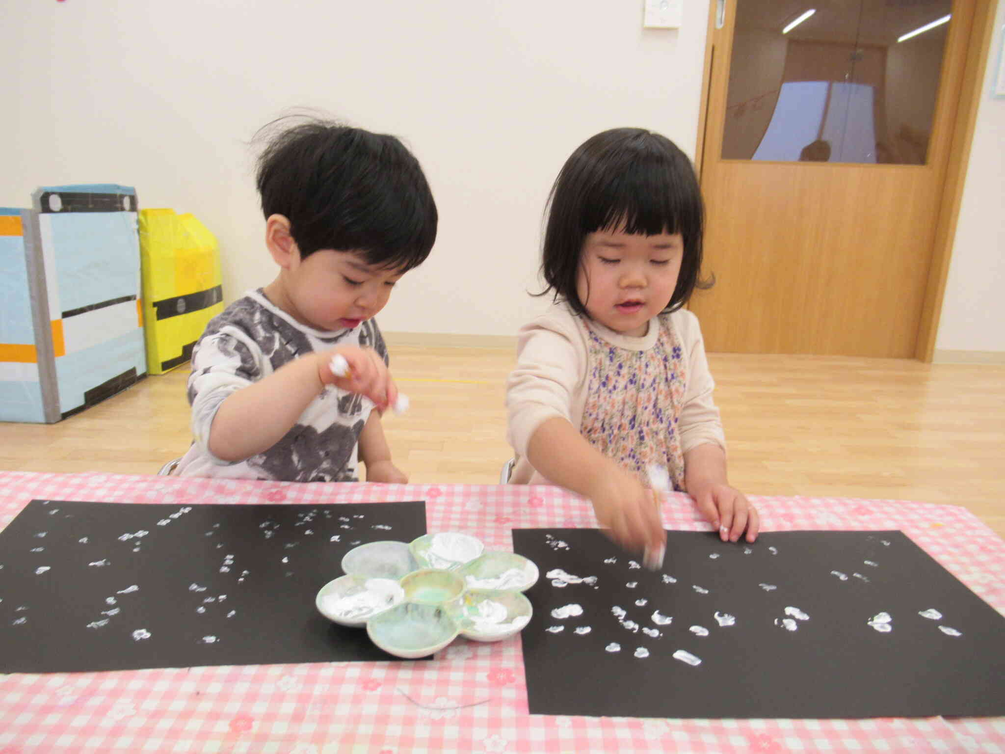 12月の製作（1歳児クラス）