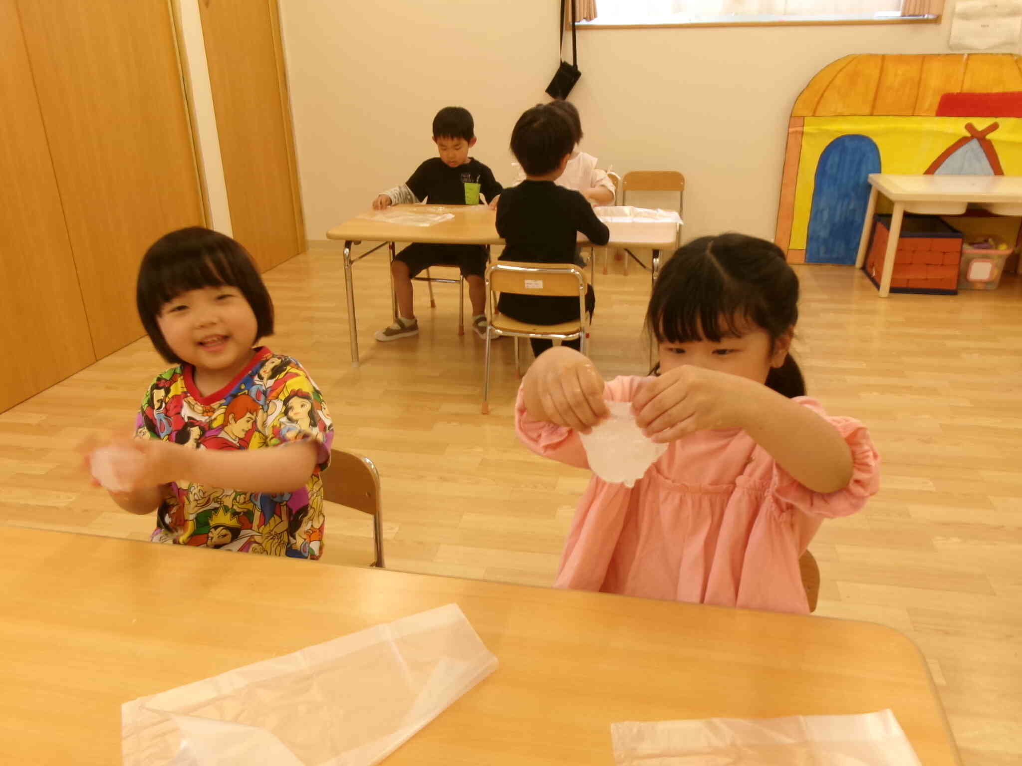 スライムづくり（５歳児）