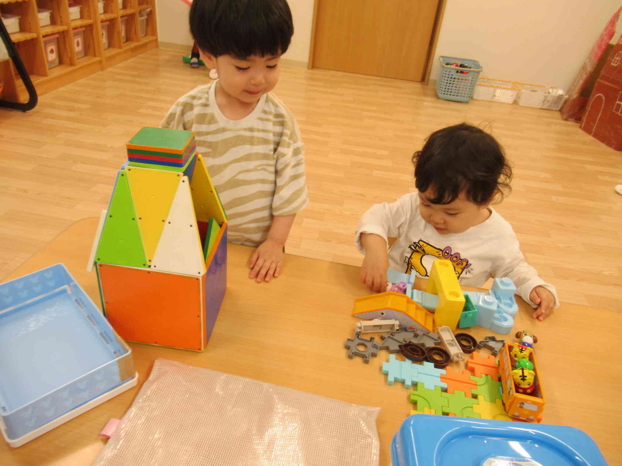 どんな物が出来るかな？（構成遊び）