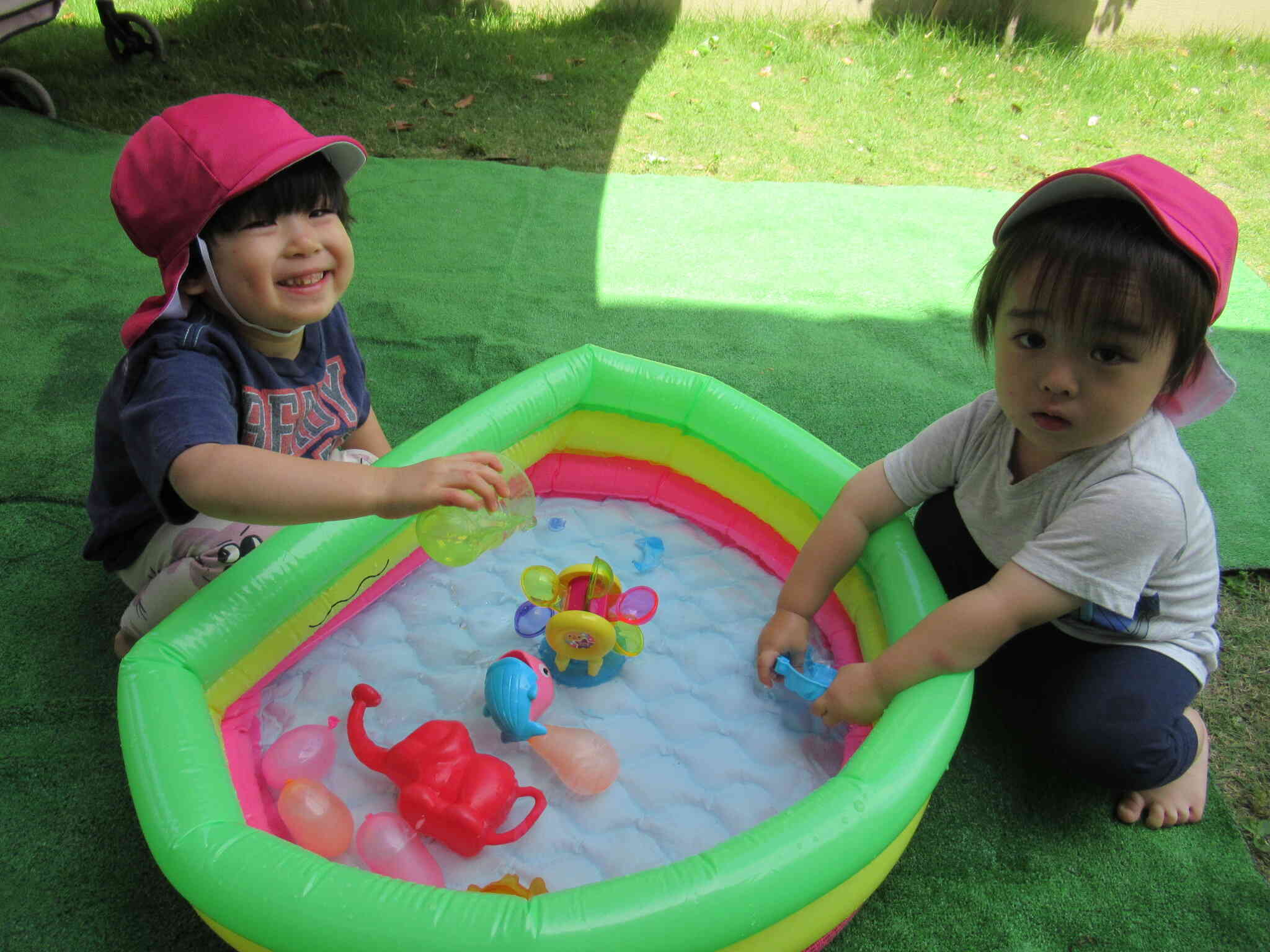 水遊び（１．２歳児）
