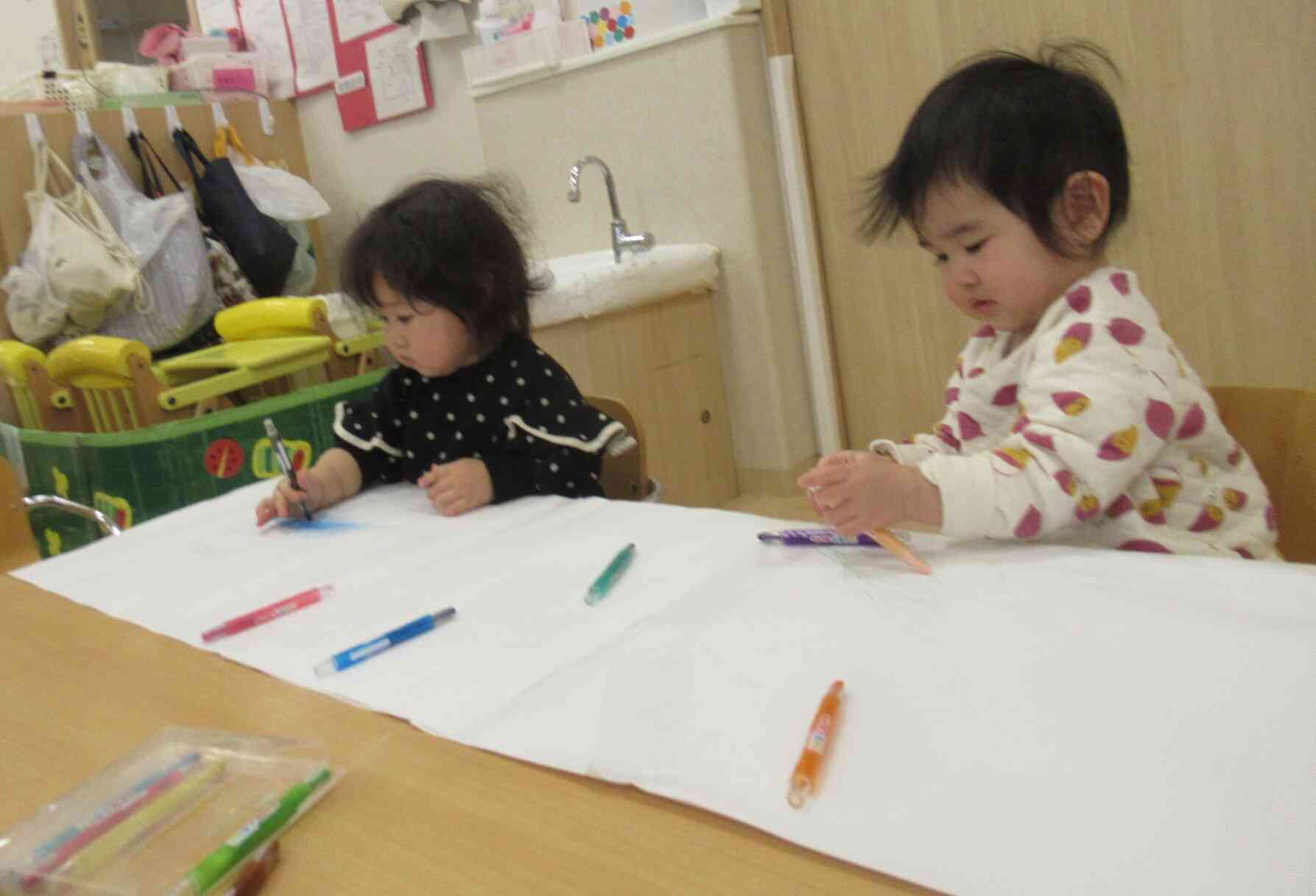 お絵描きをしたよ♪