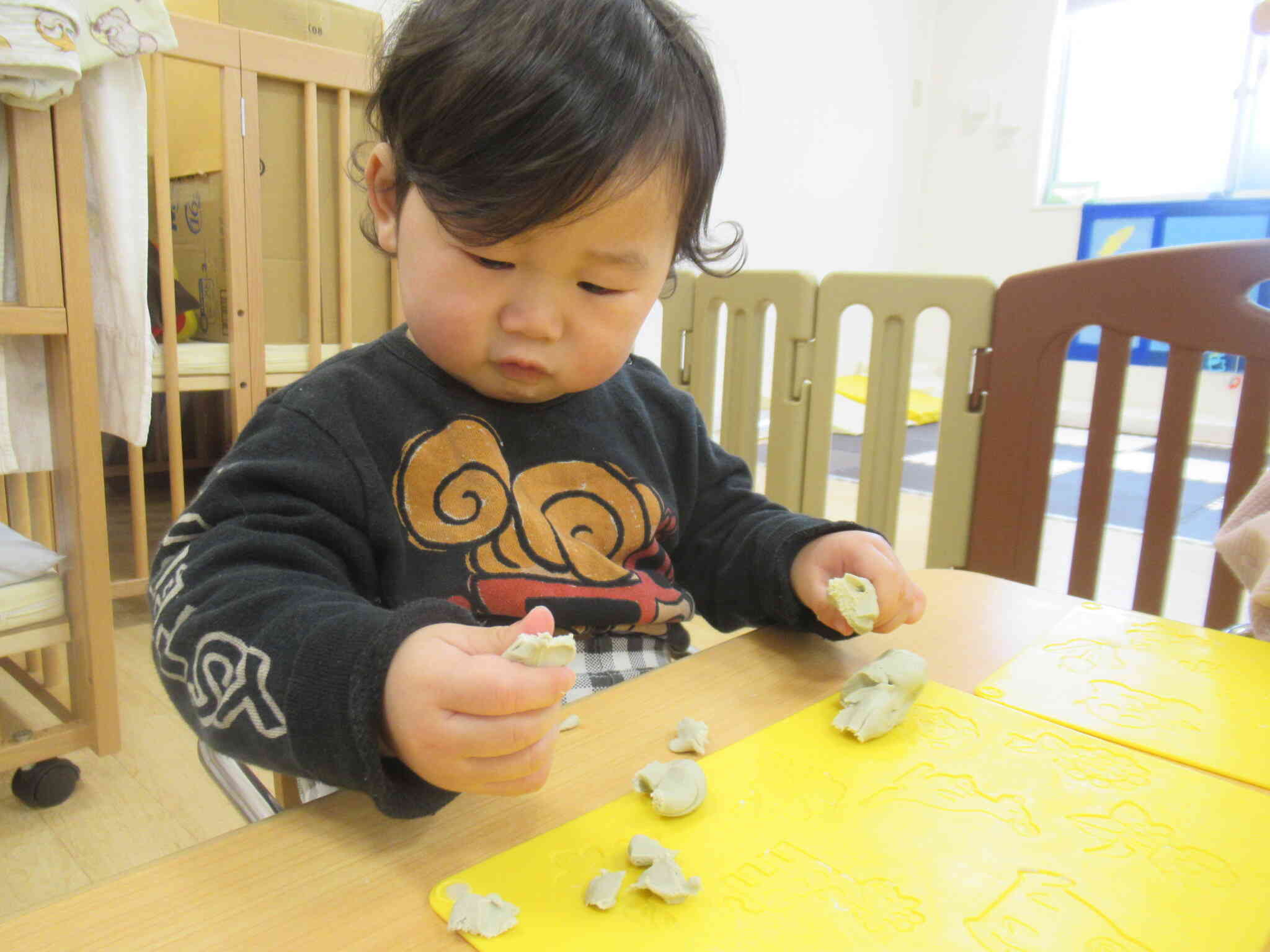 にぎにぎ　ぎゅっぎゅっ♬