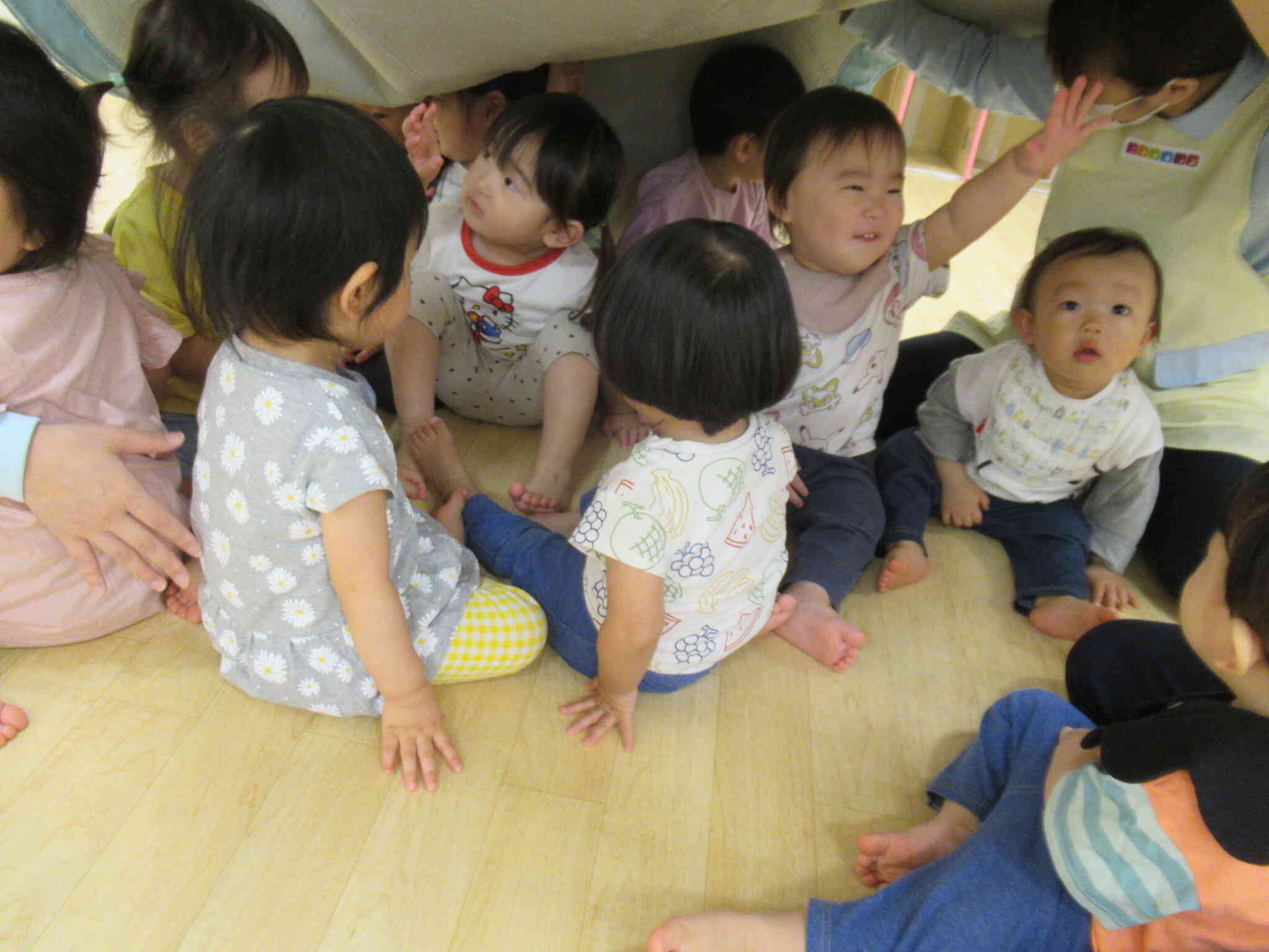 隠れよう！