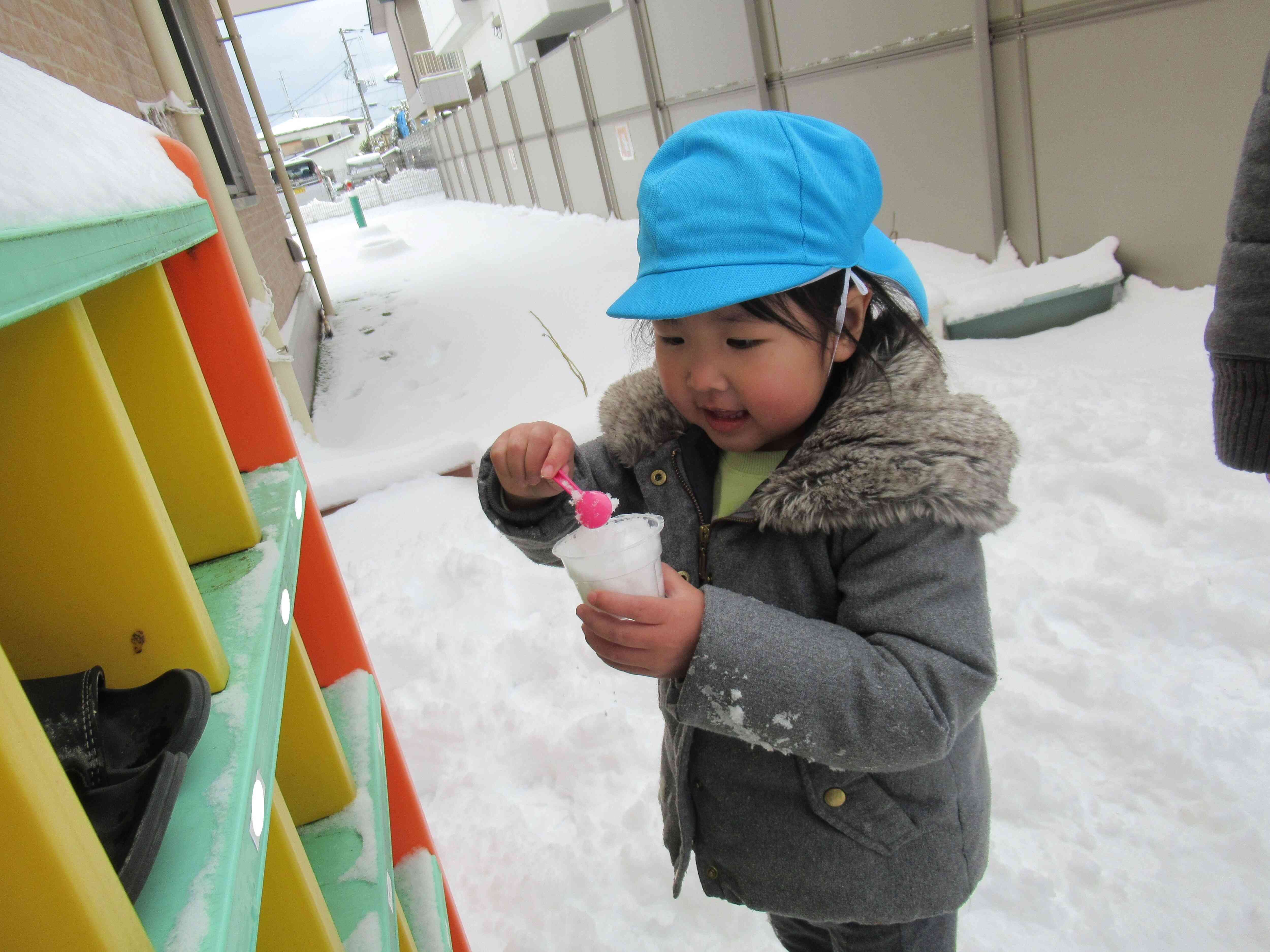 元気いっぱい雪あそび｜ニチイキッズ郡山あさか保育園｜ニチイキッズ