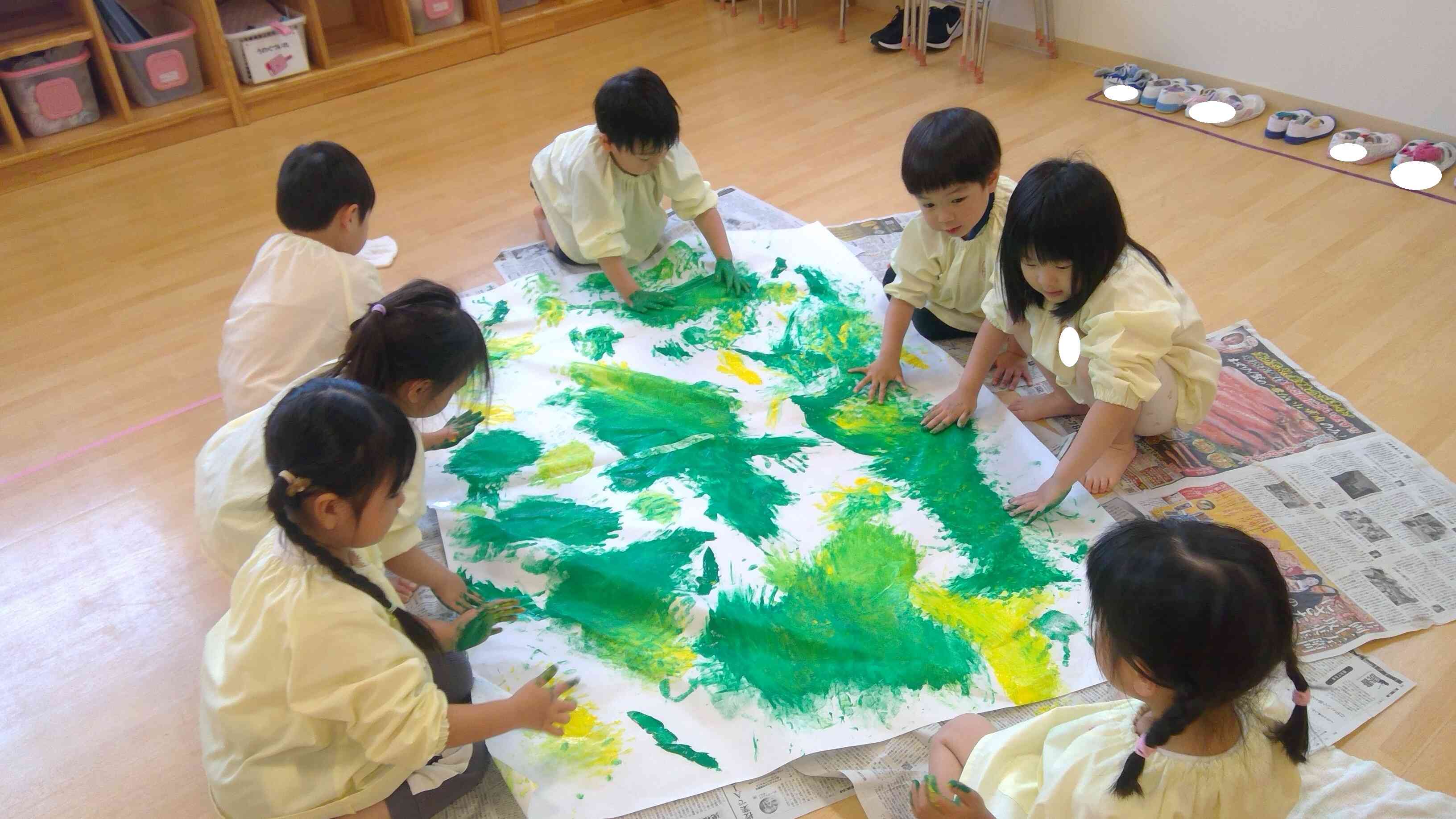 絵の具遊びを楽しみました!