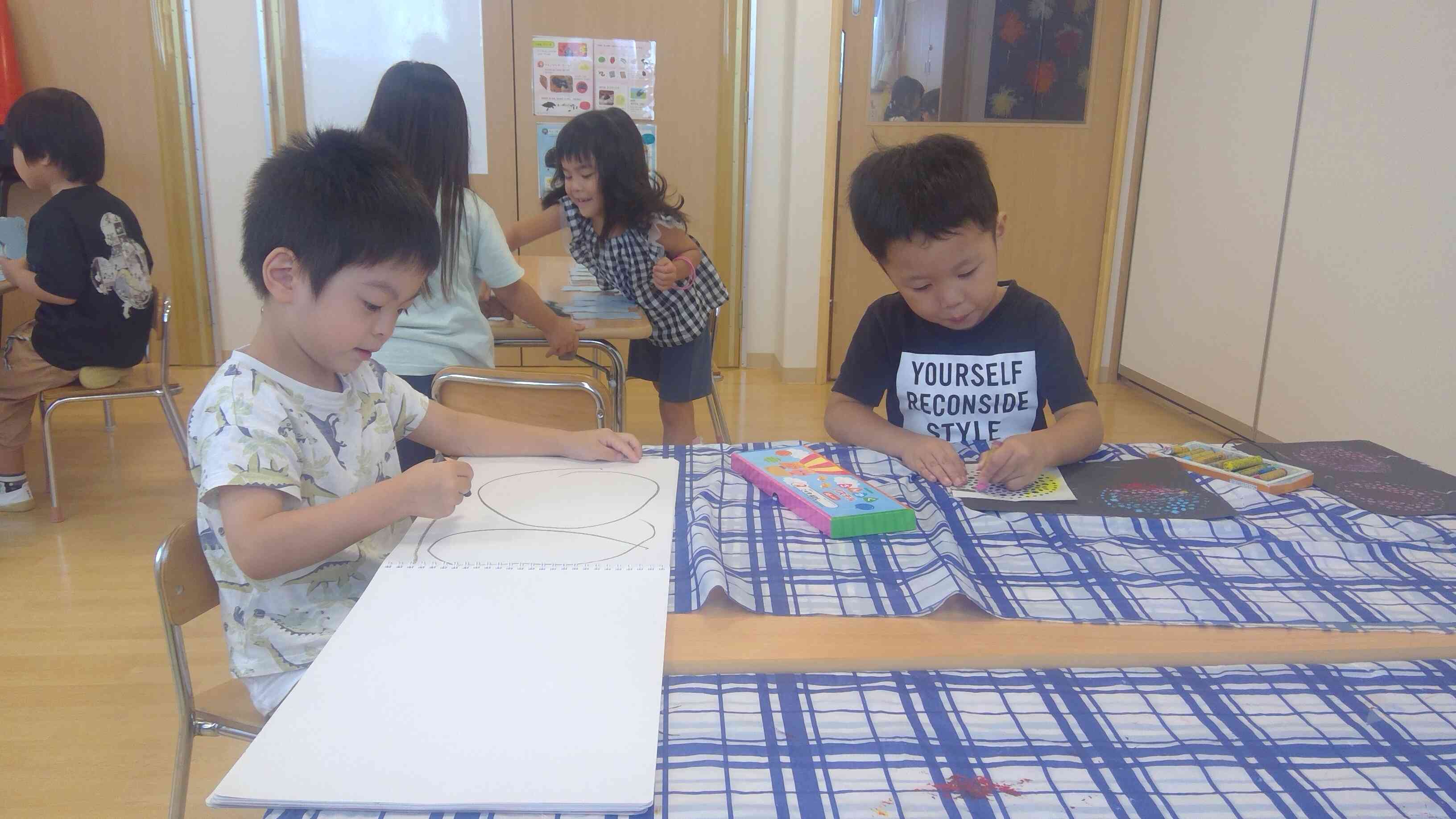 お絵描き大好きなんだ！