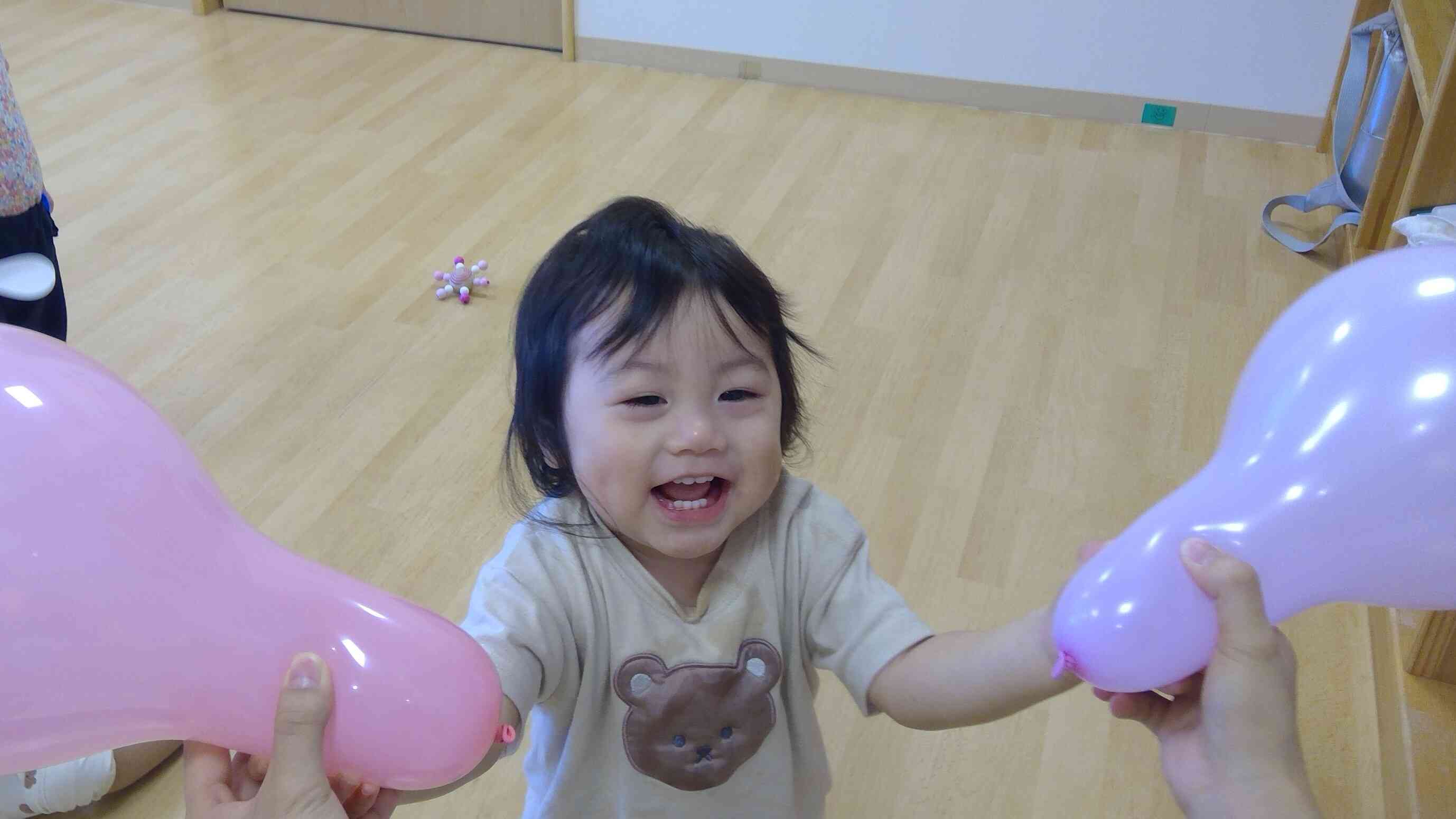 ひよこ組（0歳児）8月の様子