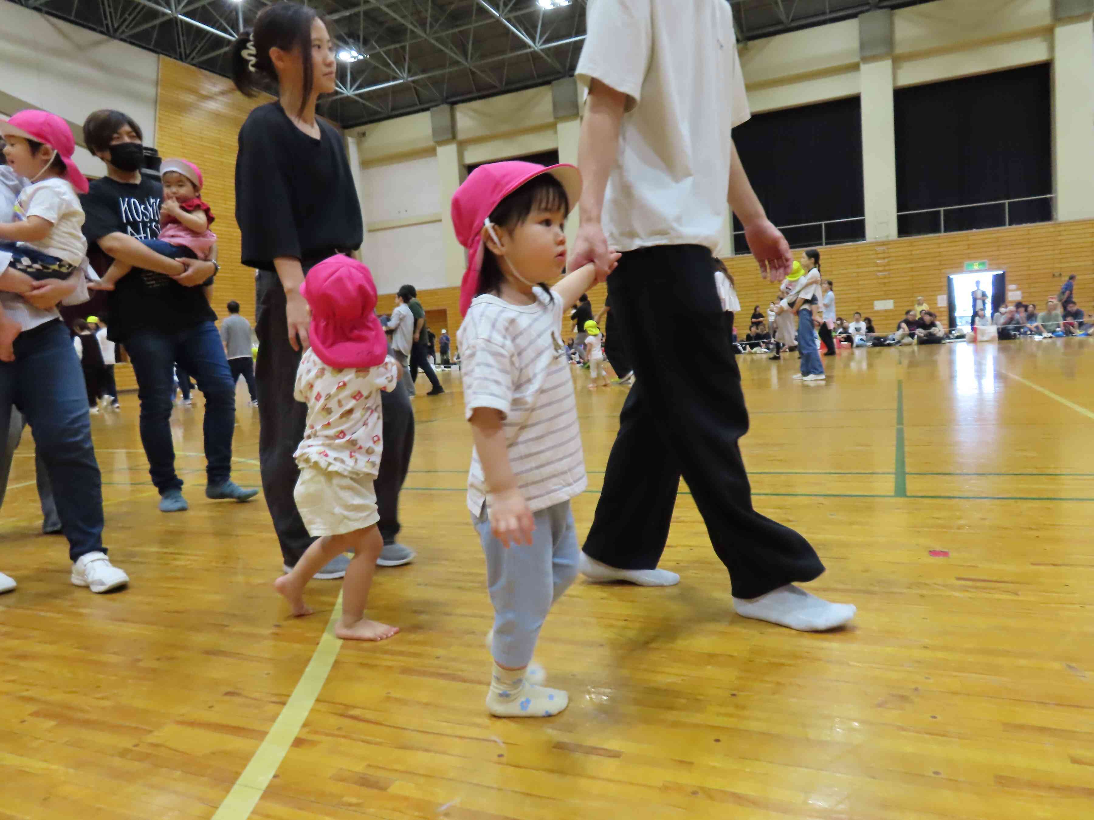 入場はドキドキ