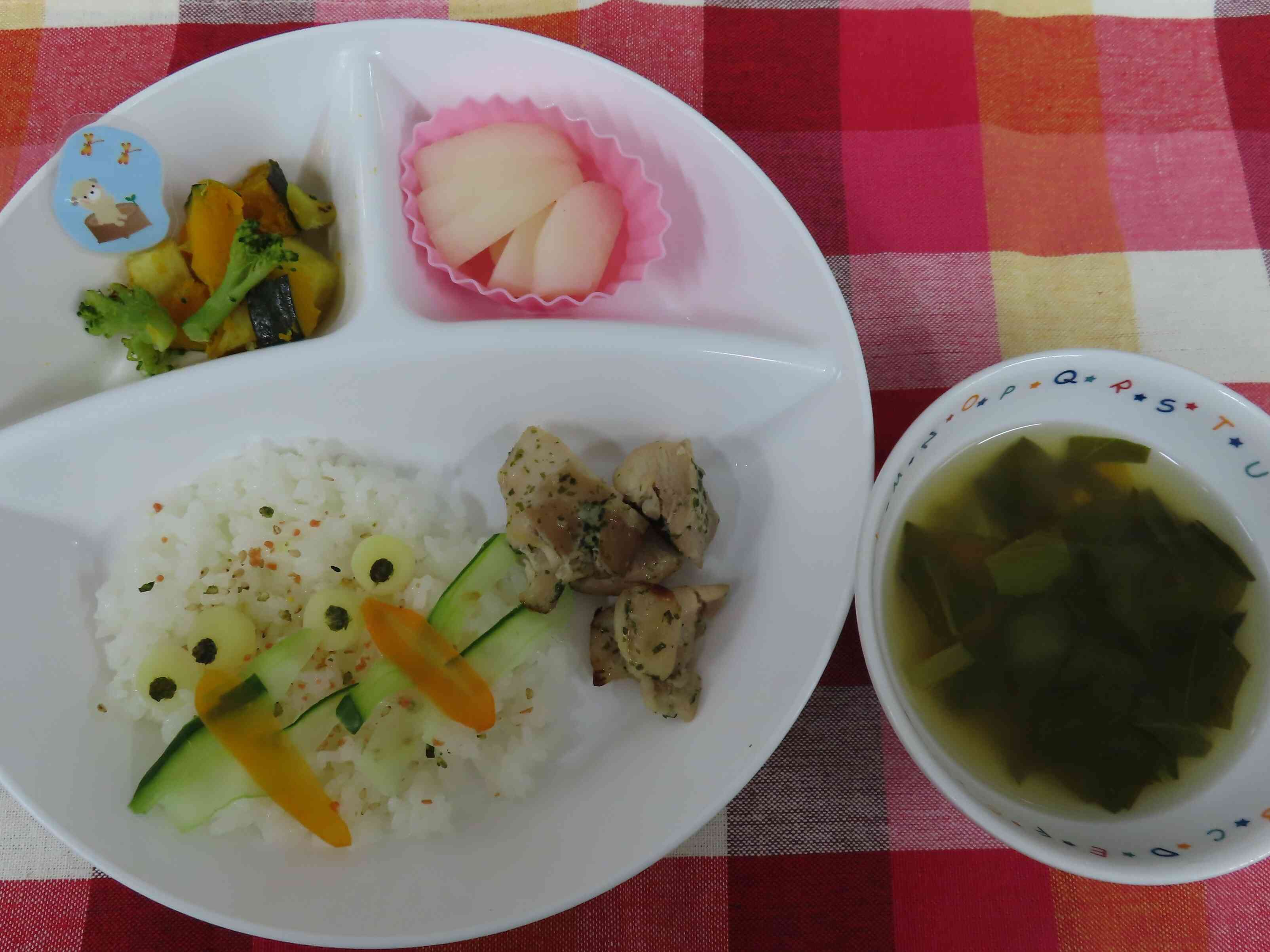 秋らしい誕生日のお給食でした