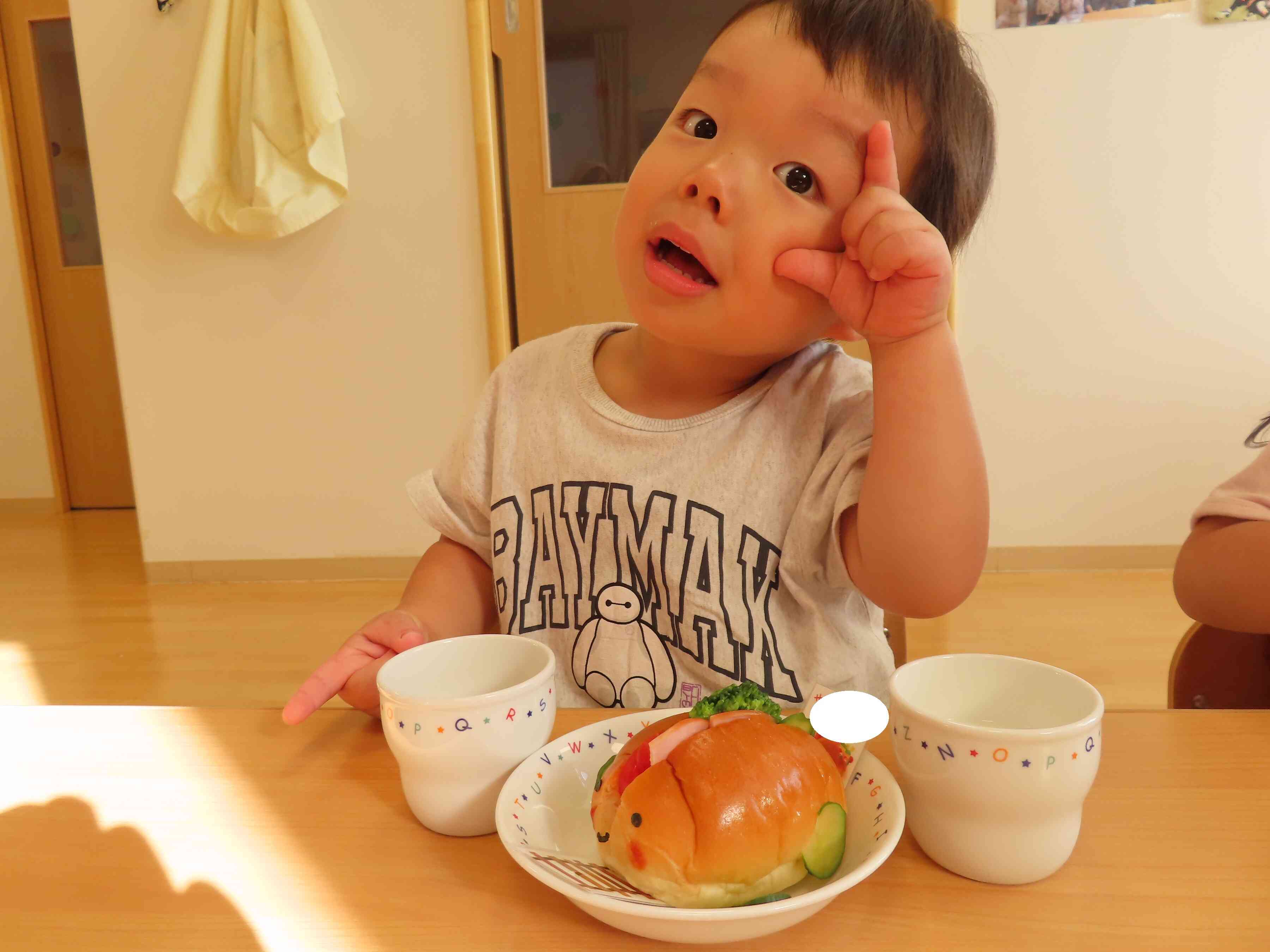 （食育活動）絵本おやつの日の特別おやつ