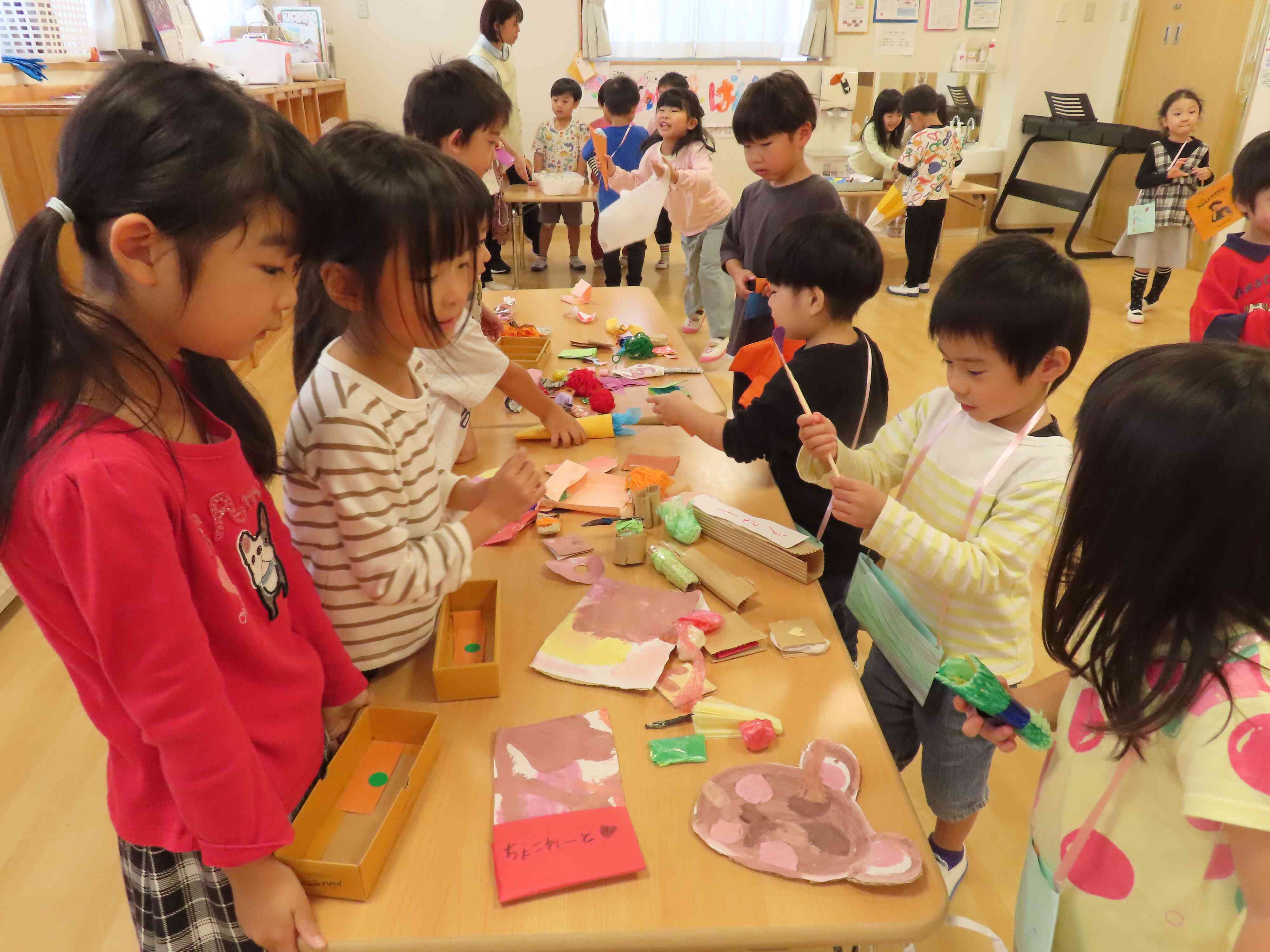 お店屋さんごっこ開催！異年齢で交流を楽しみました。