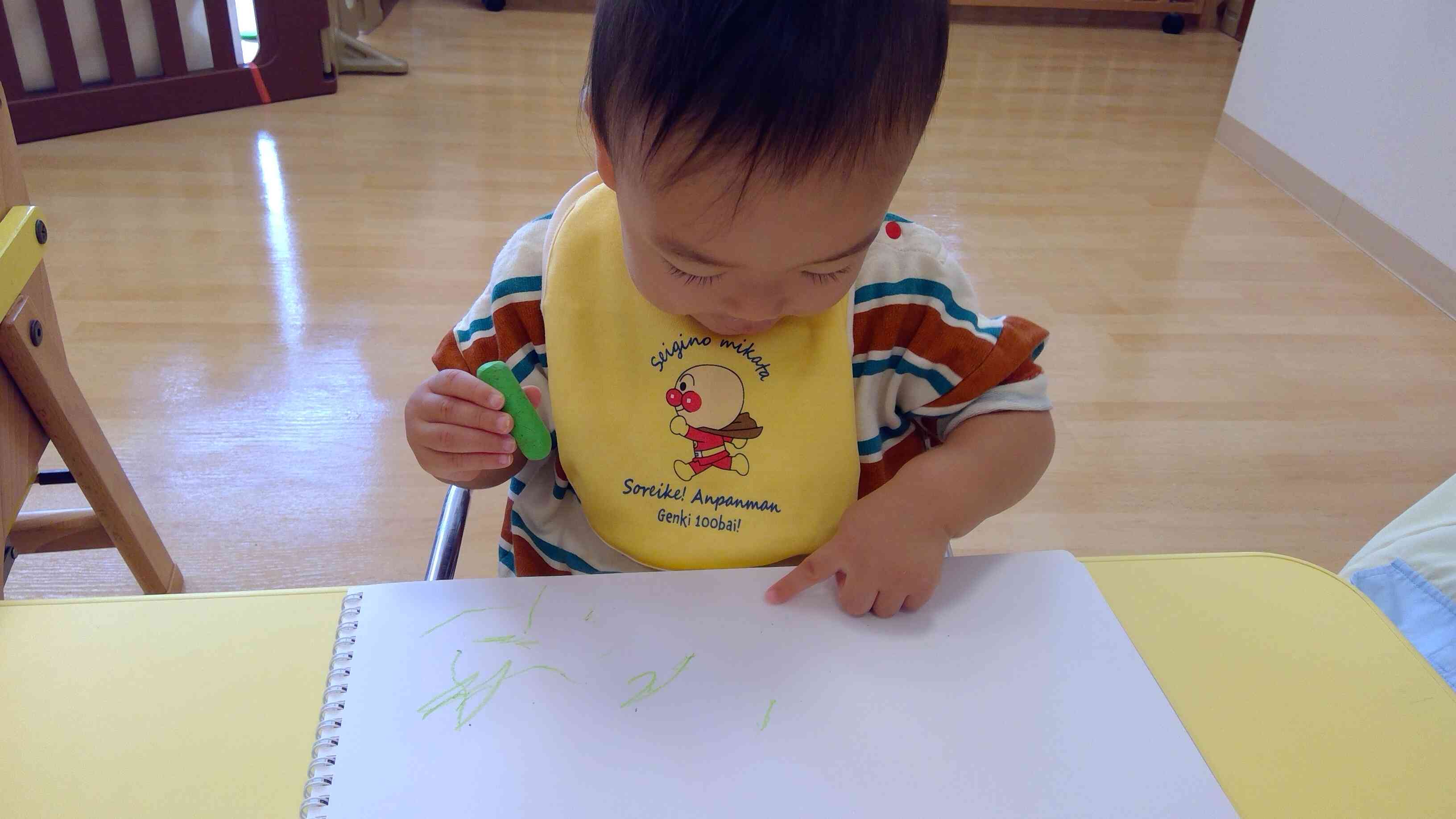 お絵描き上手にできるよ