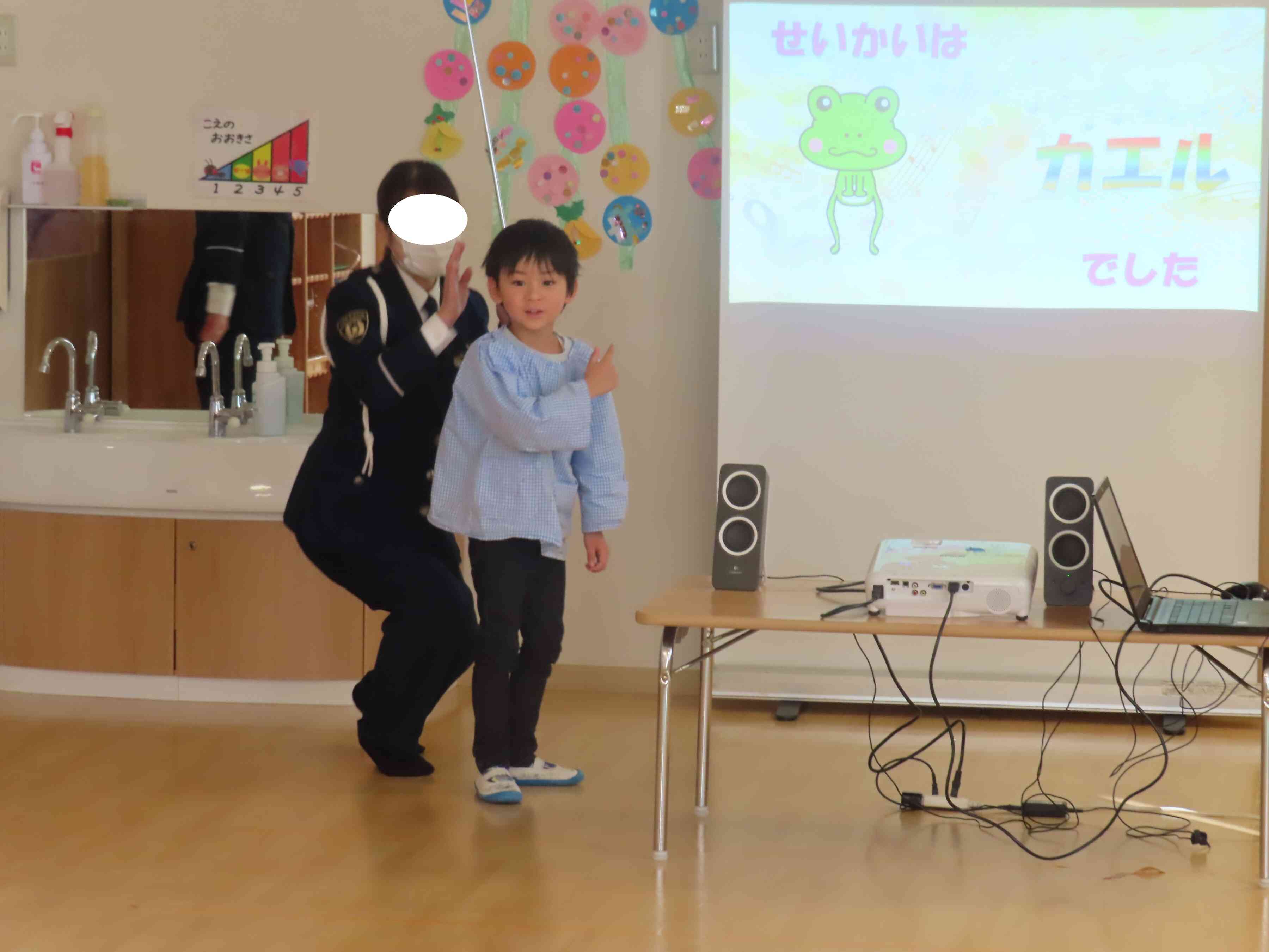 交通安全について学びました。