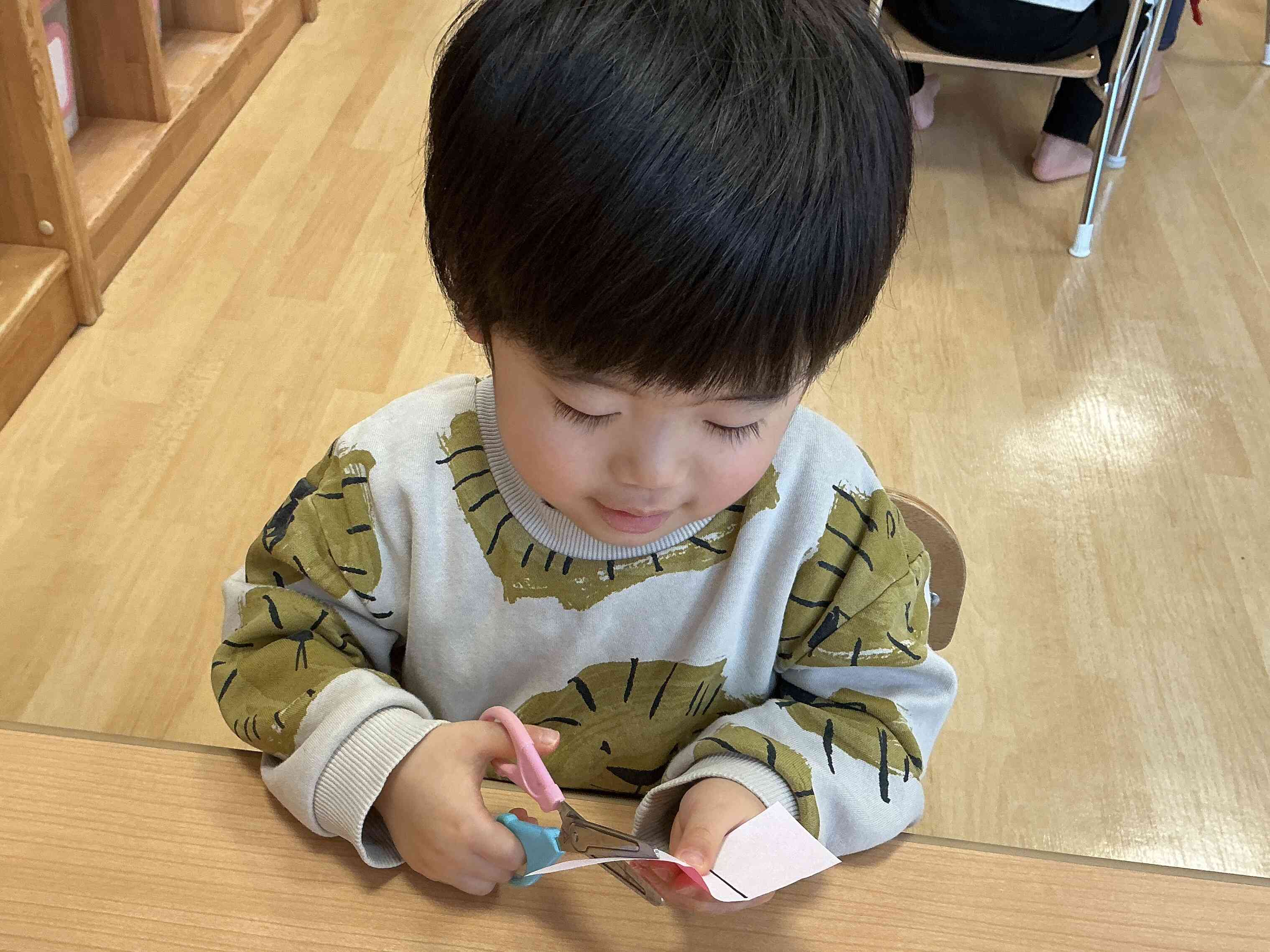 ハサミに挑戦！！