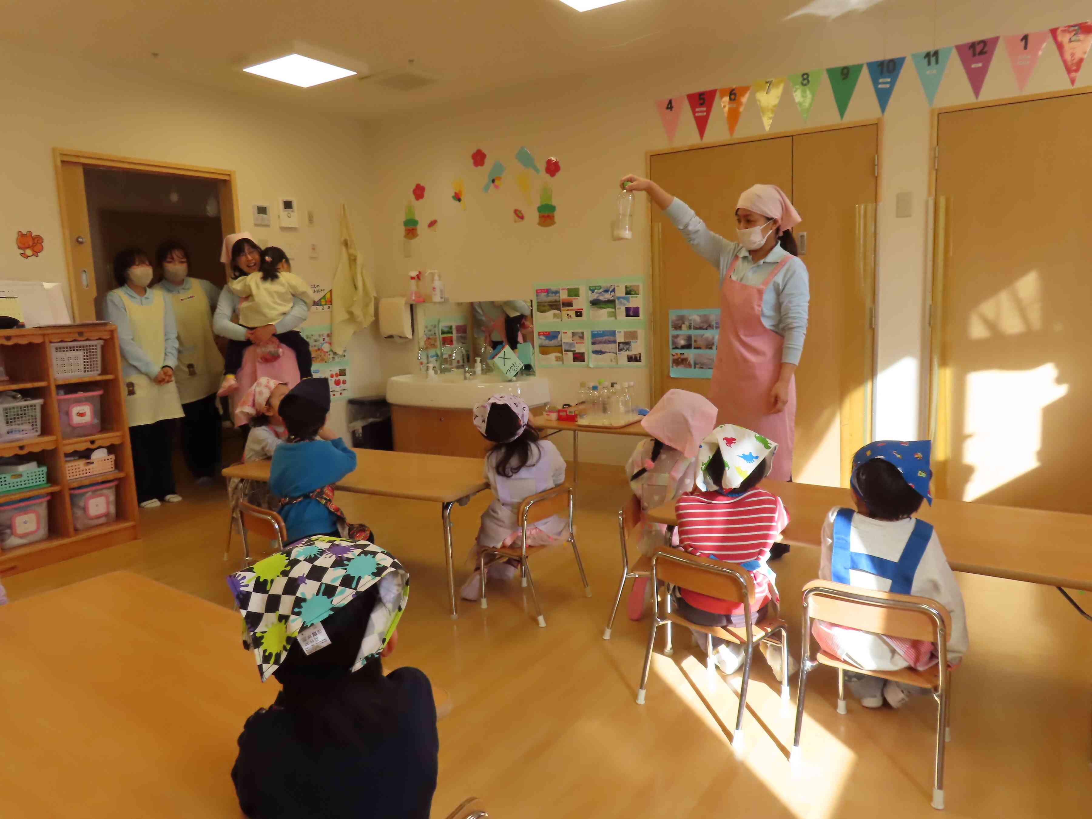 バター作りスタートです！