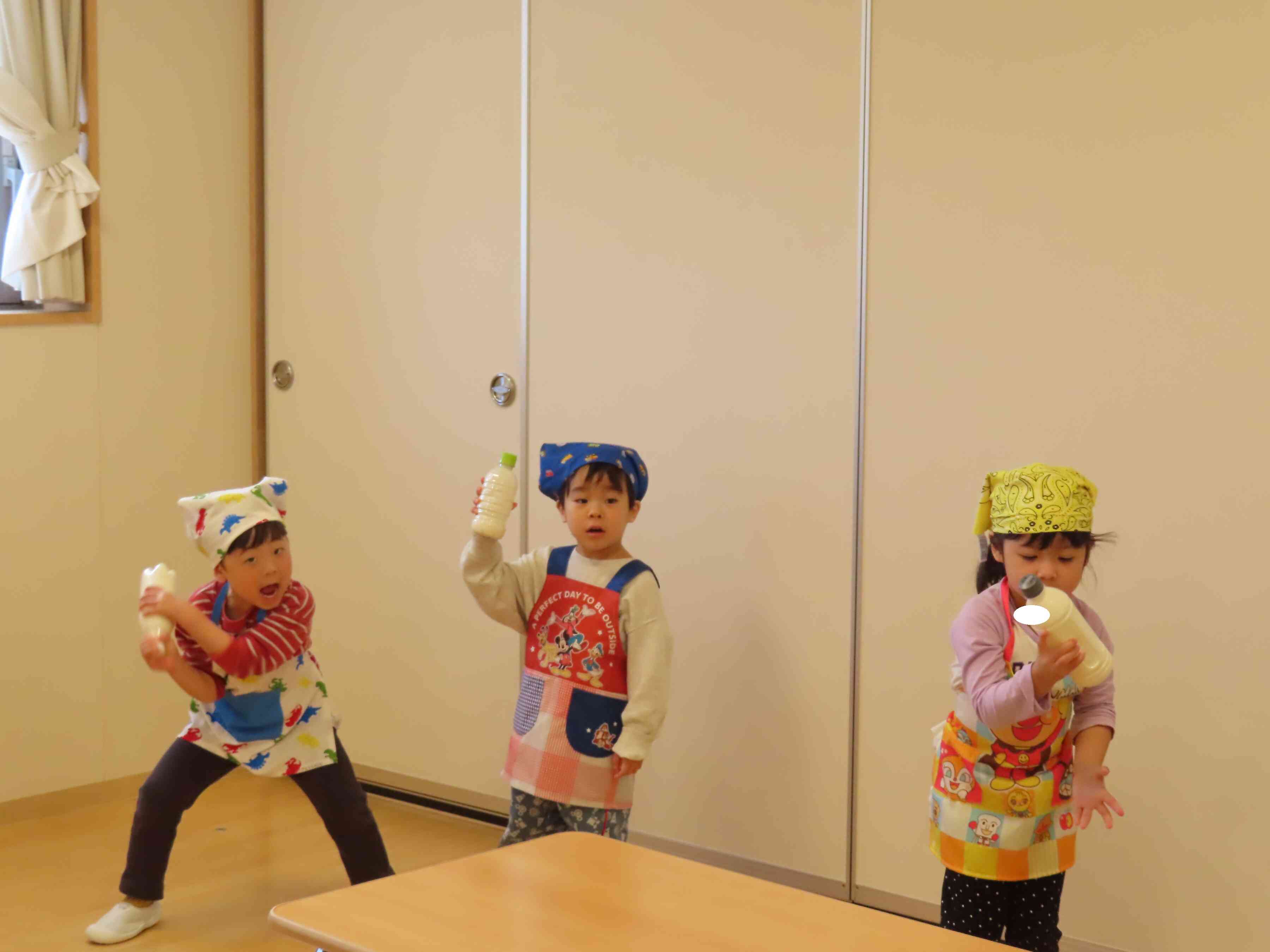 全力でバター作り！