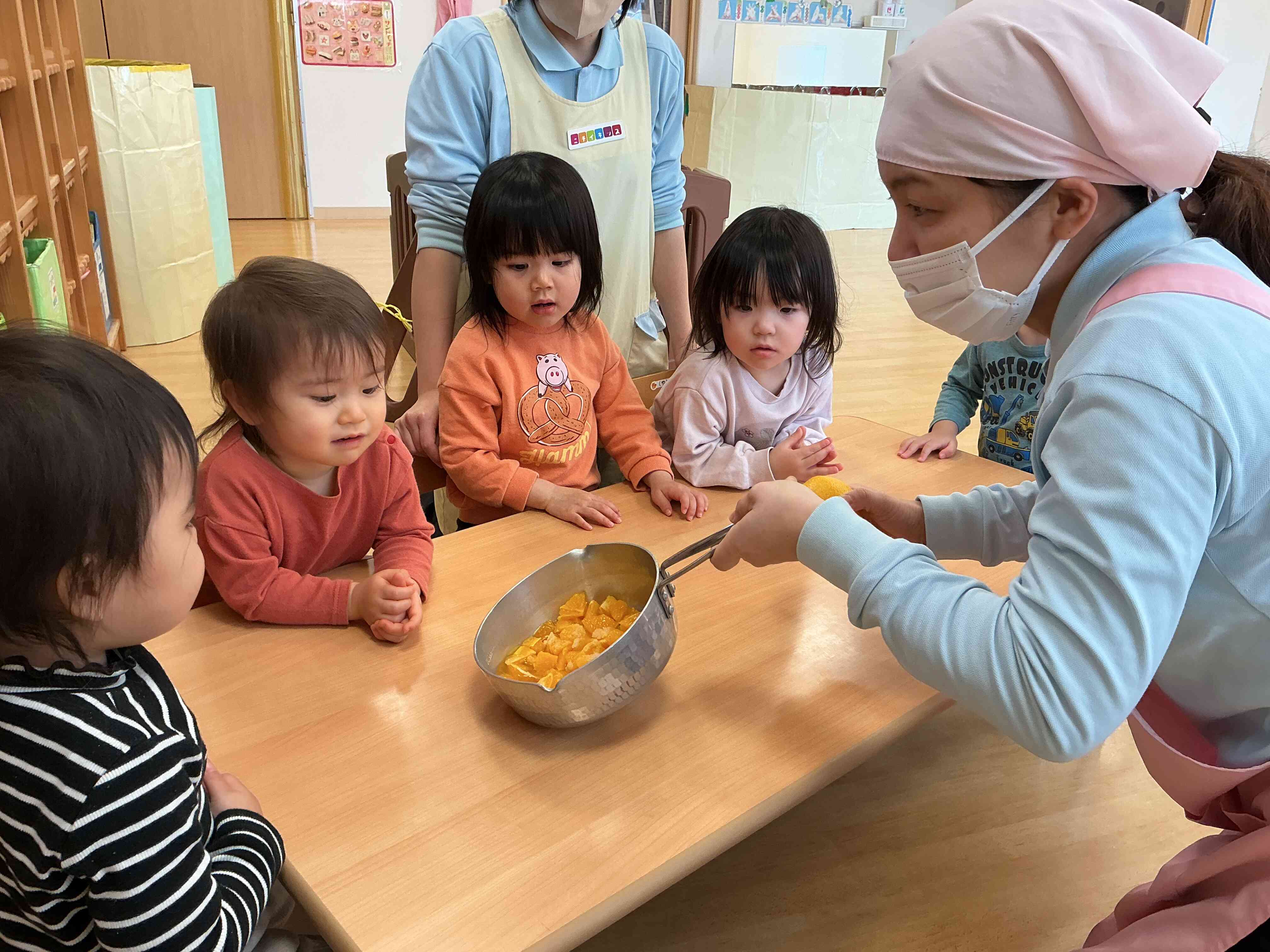 2月 あひる組(1歳児)の様子
