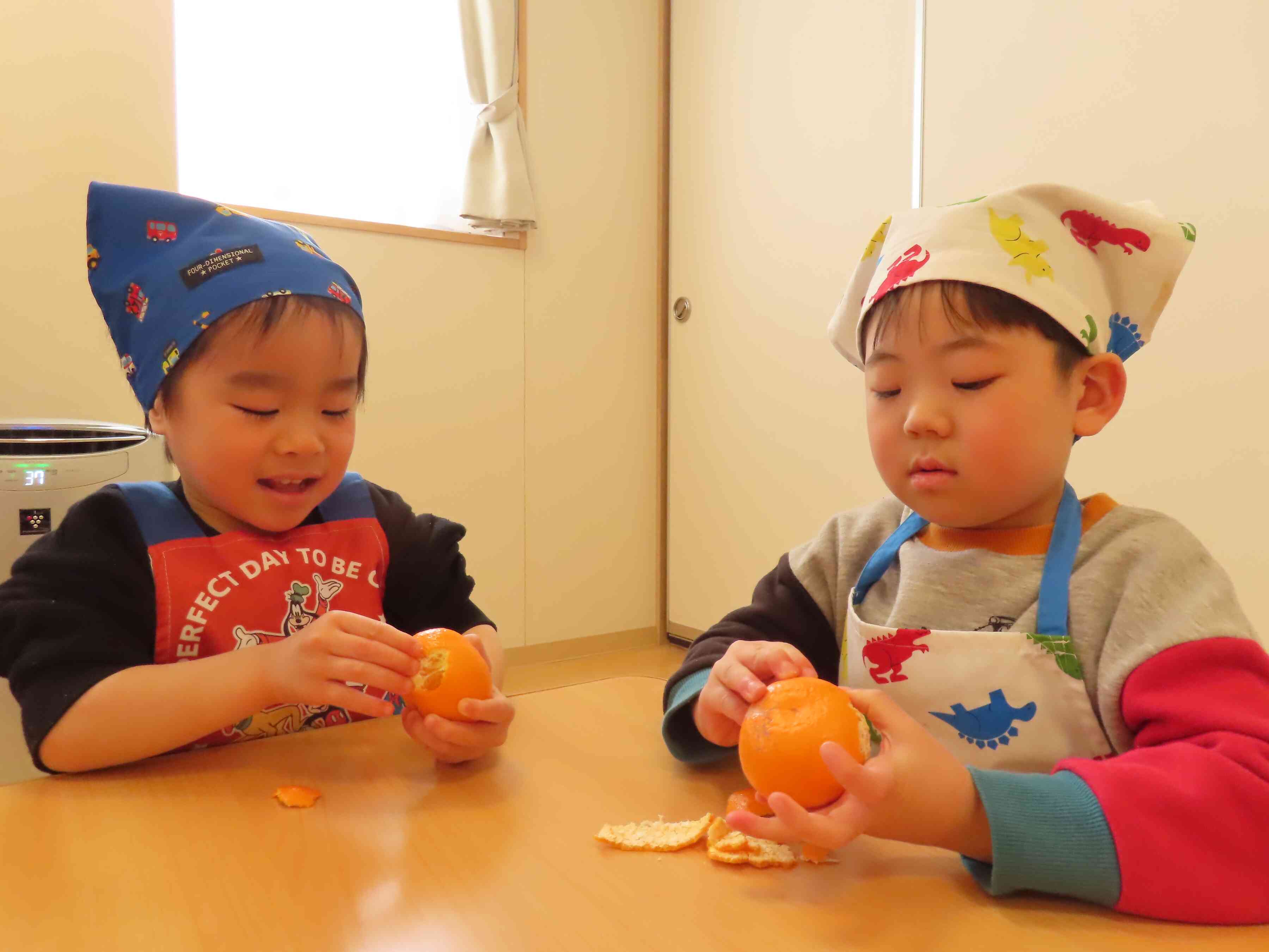 皮むき頑張ります