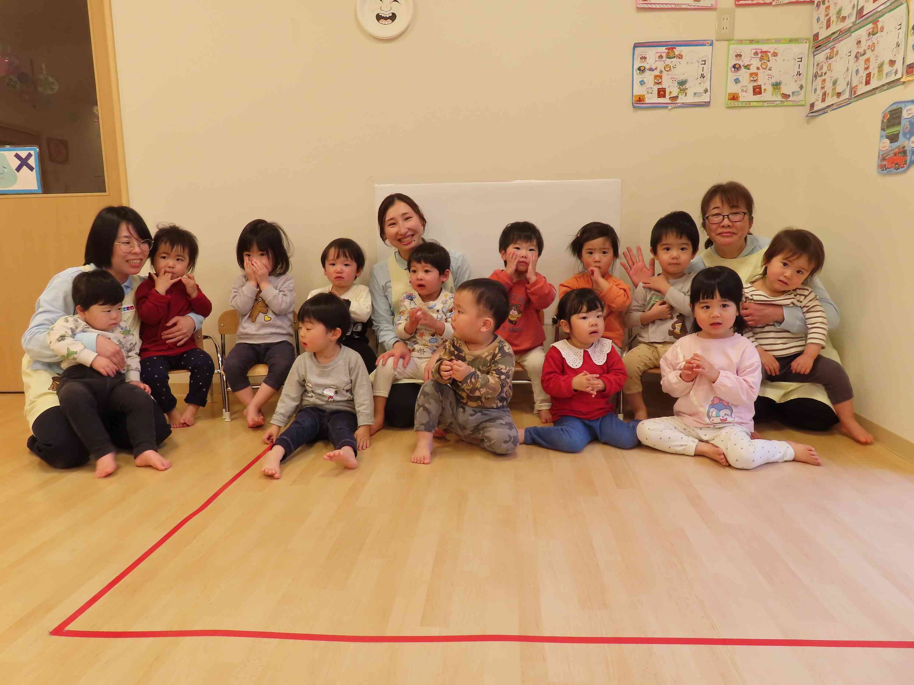 3月あひる組の様子（1歳児）