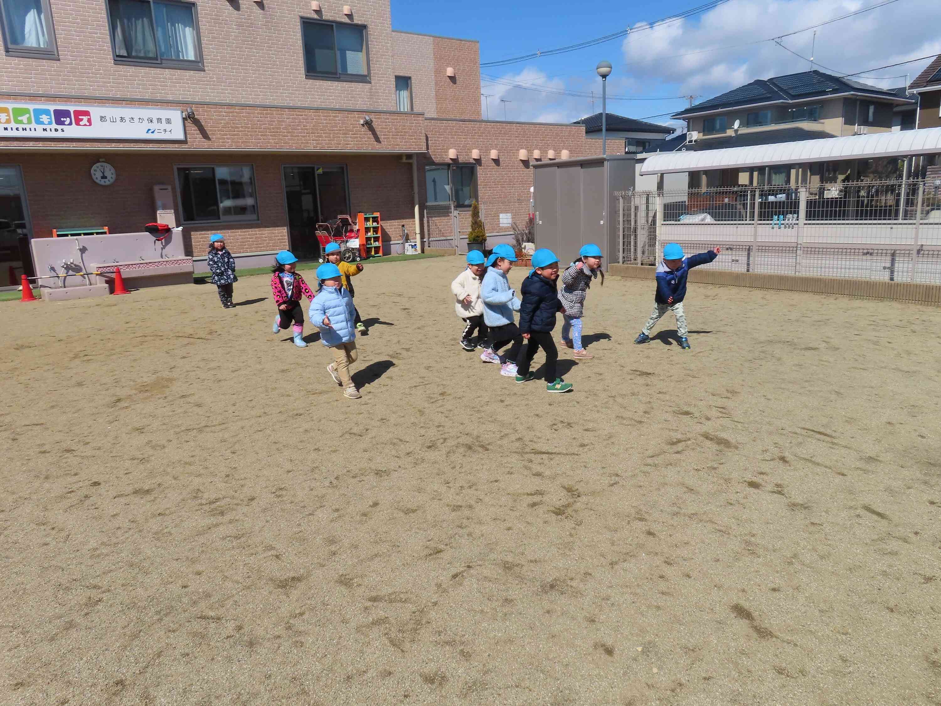 だるまさんがころんだ、楽しいね！