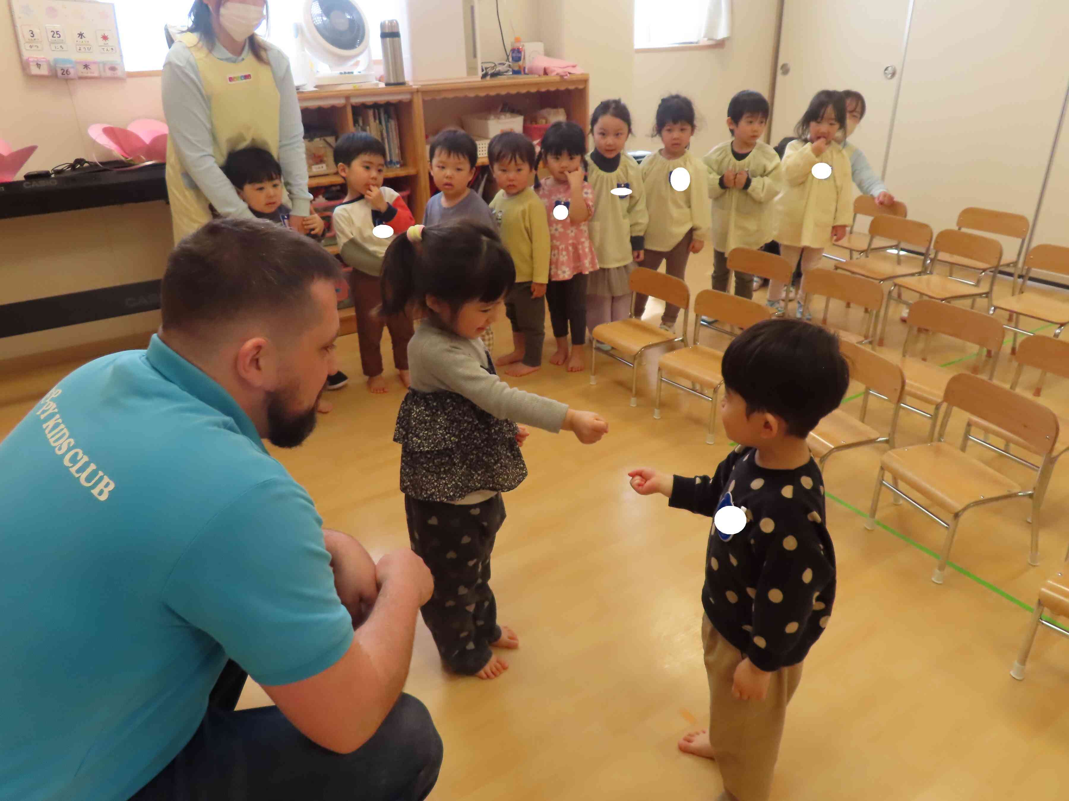 ゲームをしながら英語とふれあい