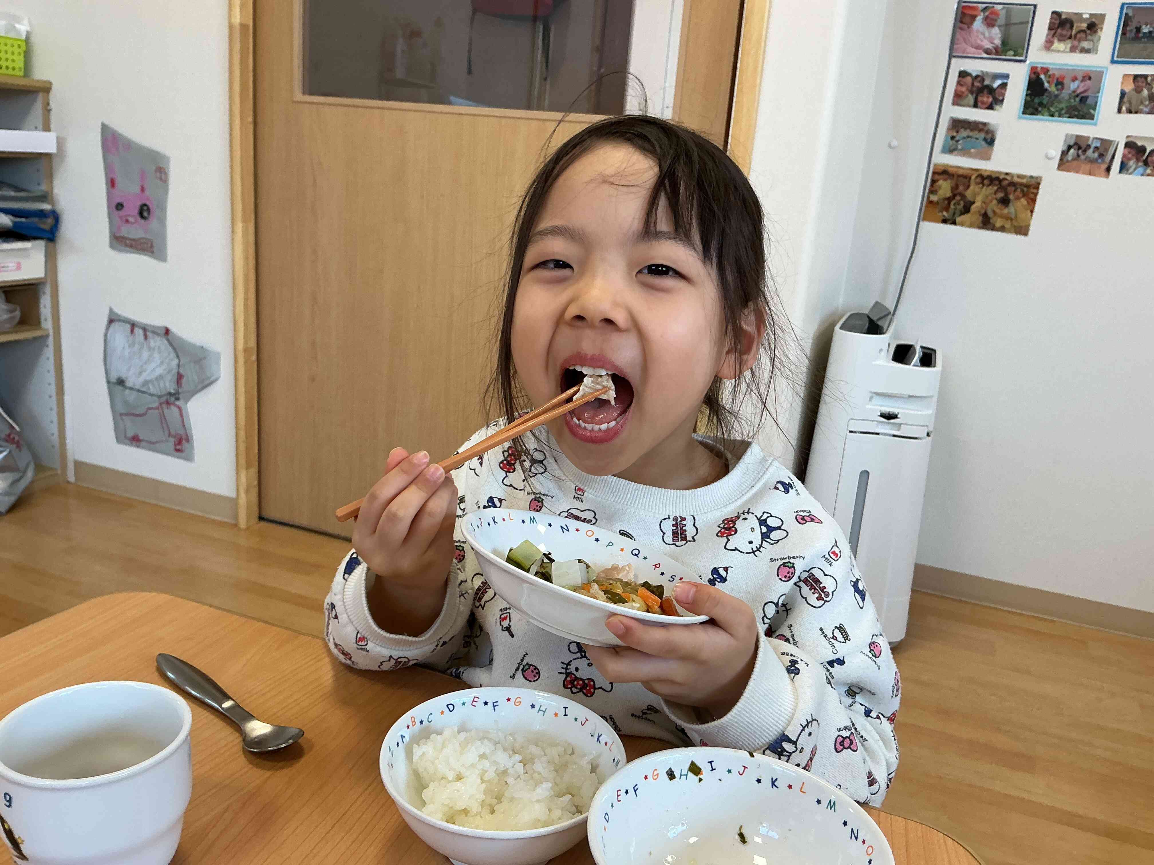 給食美味しいな！