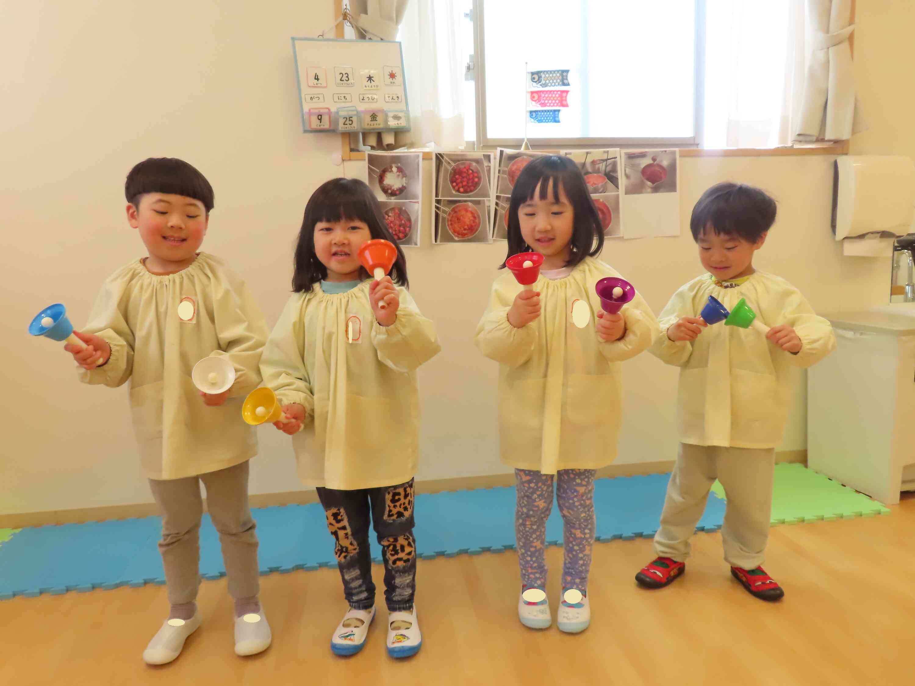 ハンドベルをやってみたよ