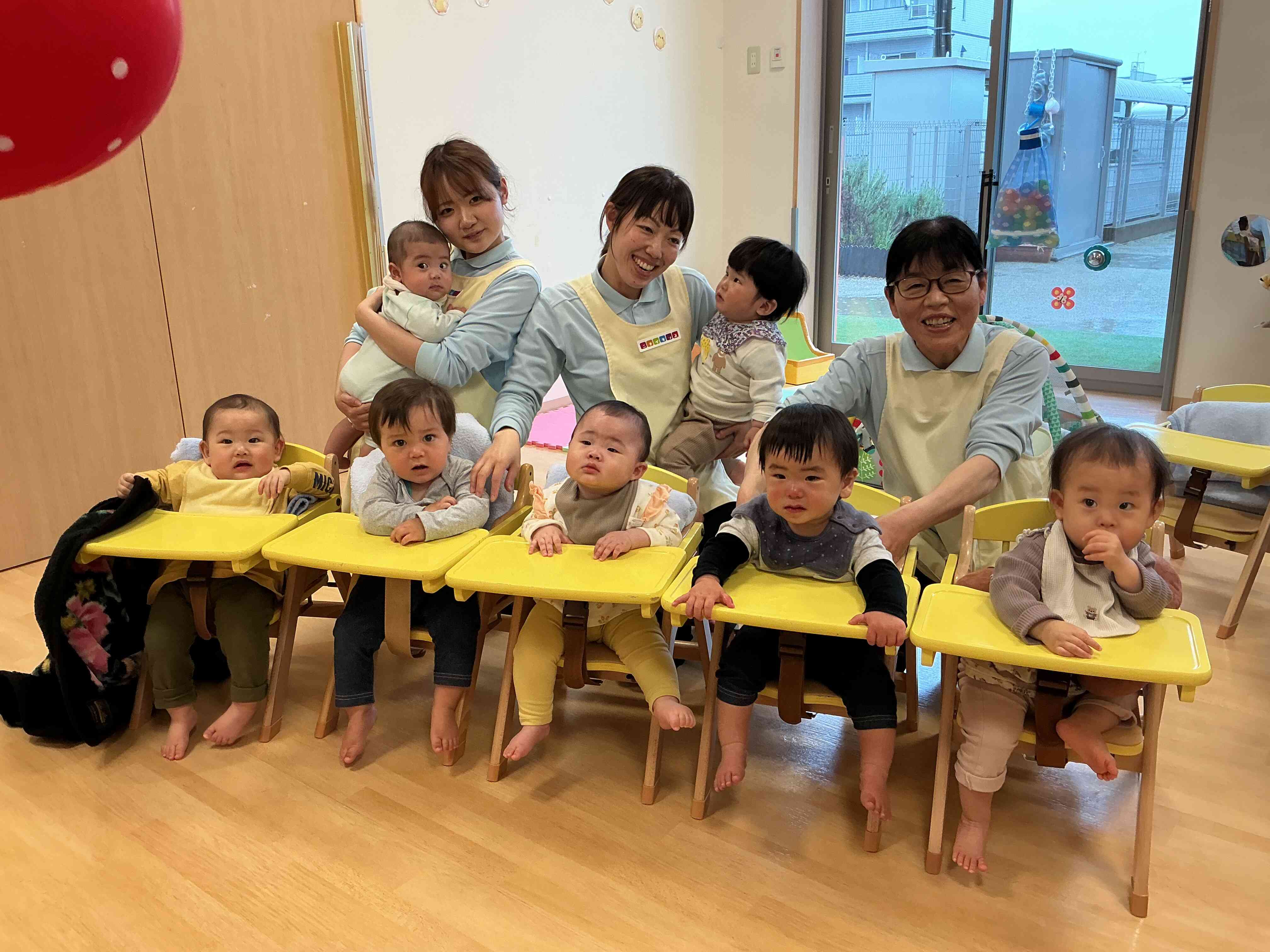 ひよこ組(0歳児)5月の様子