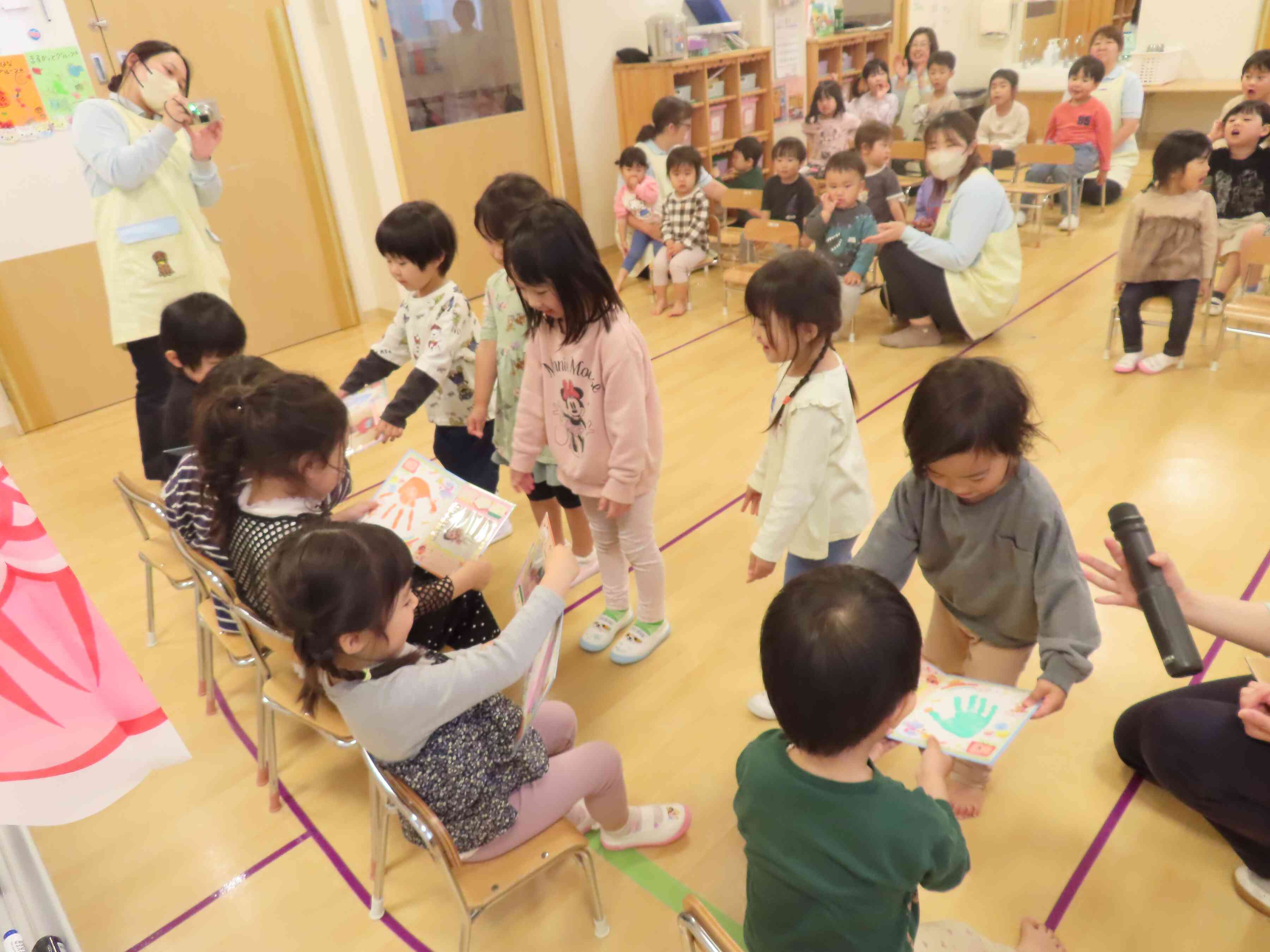 プレゼント贈呈