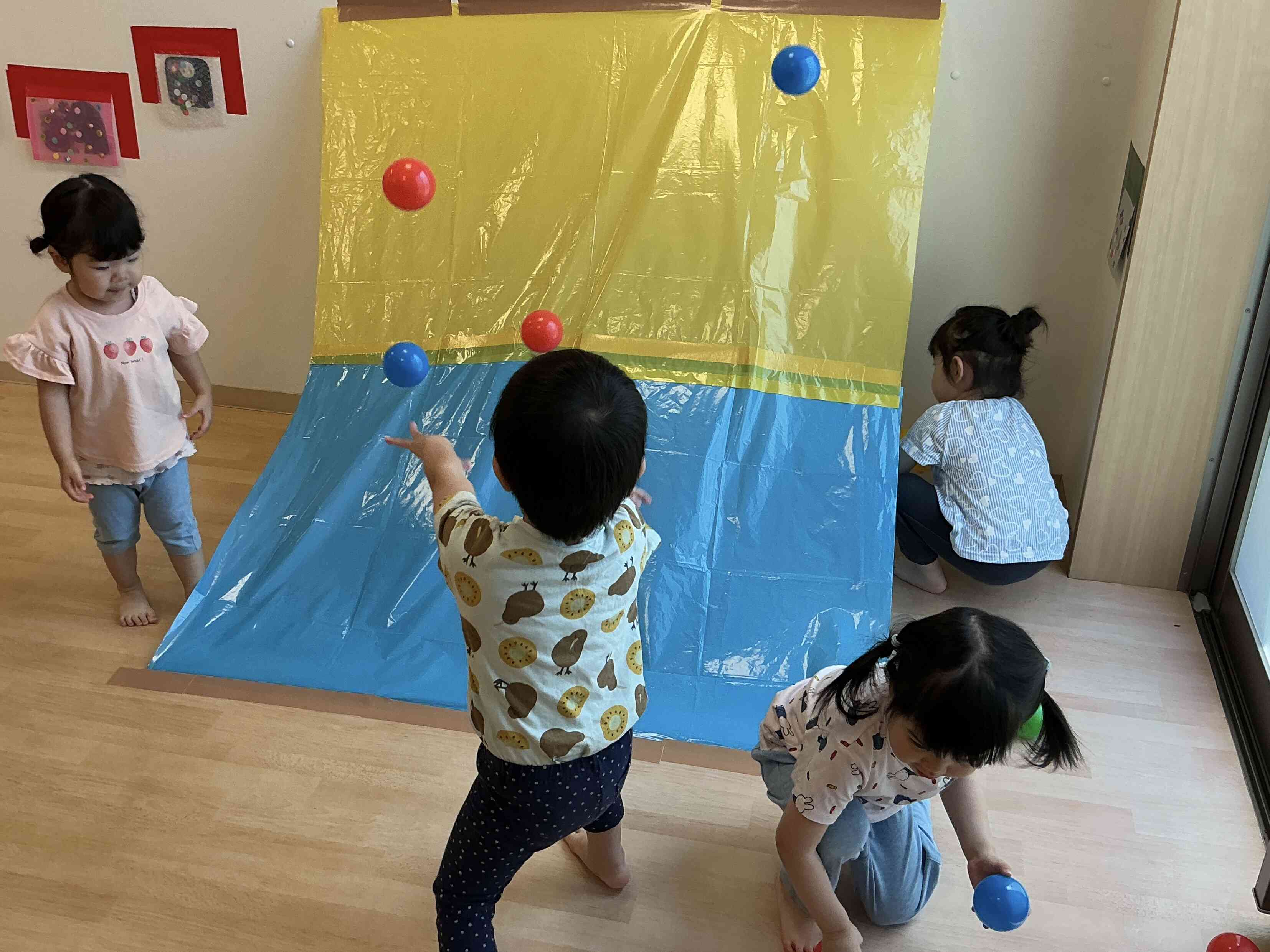 ボール遊びでたくさん体を動かしました！