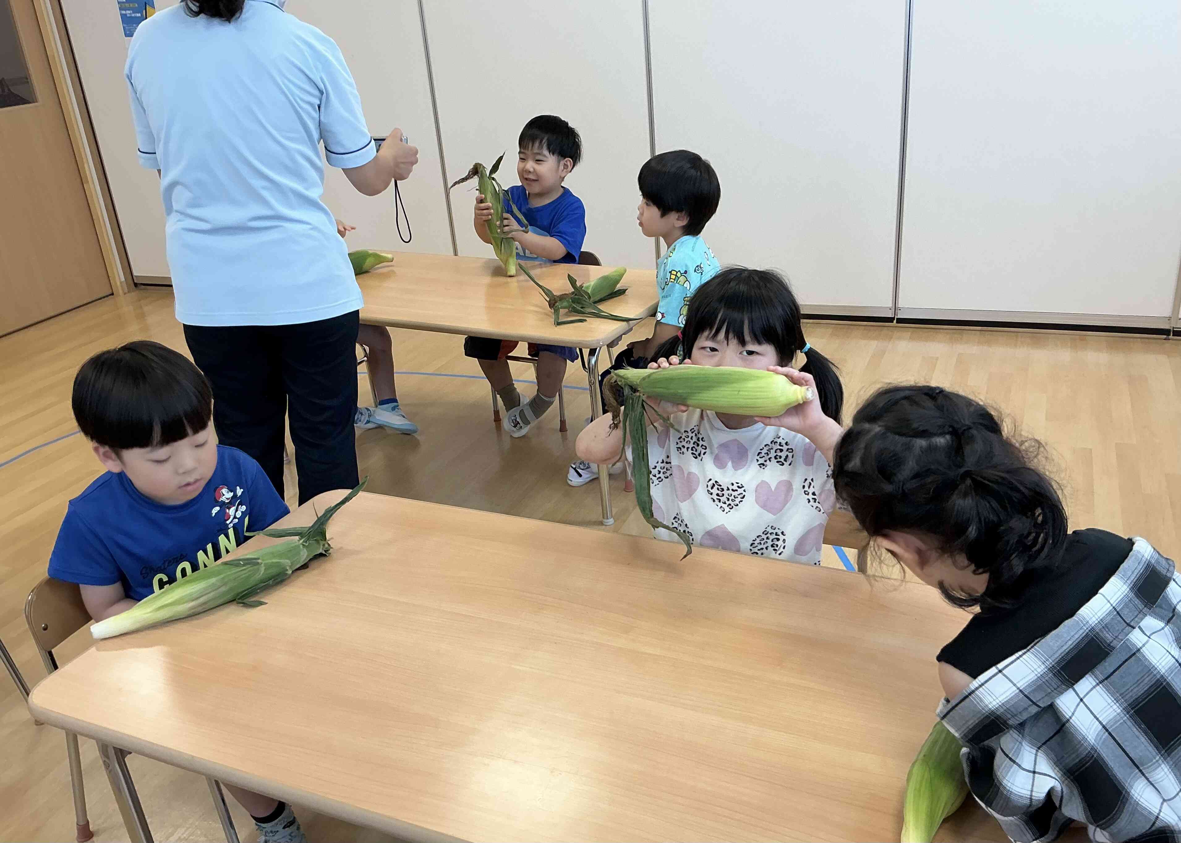とうもろこしどんな匂いがするかな？