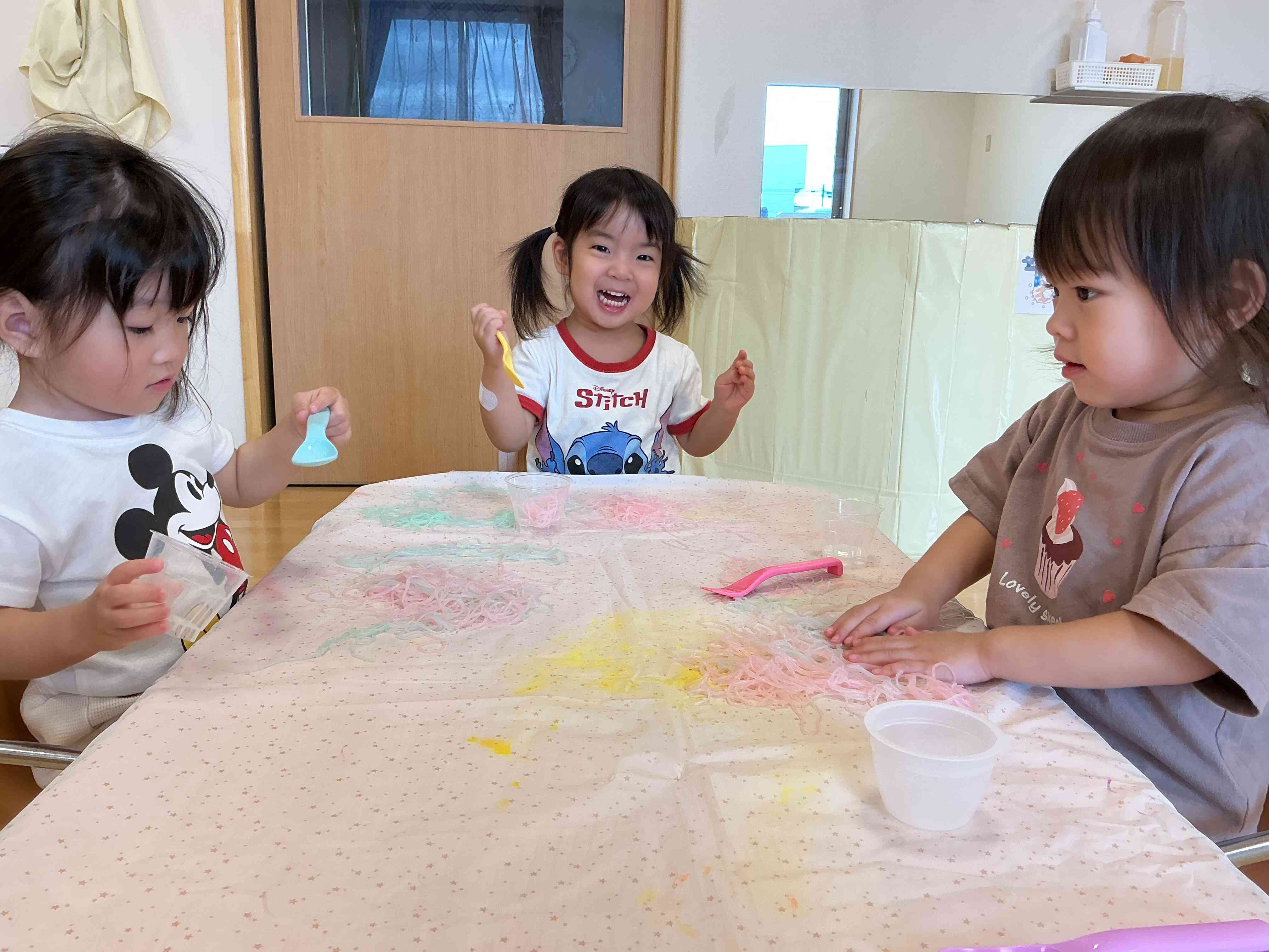 あひる組(1歳児)9月の様子