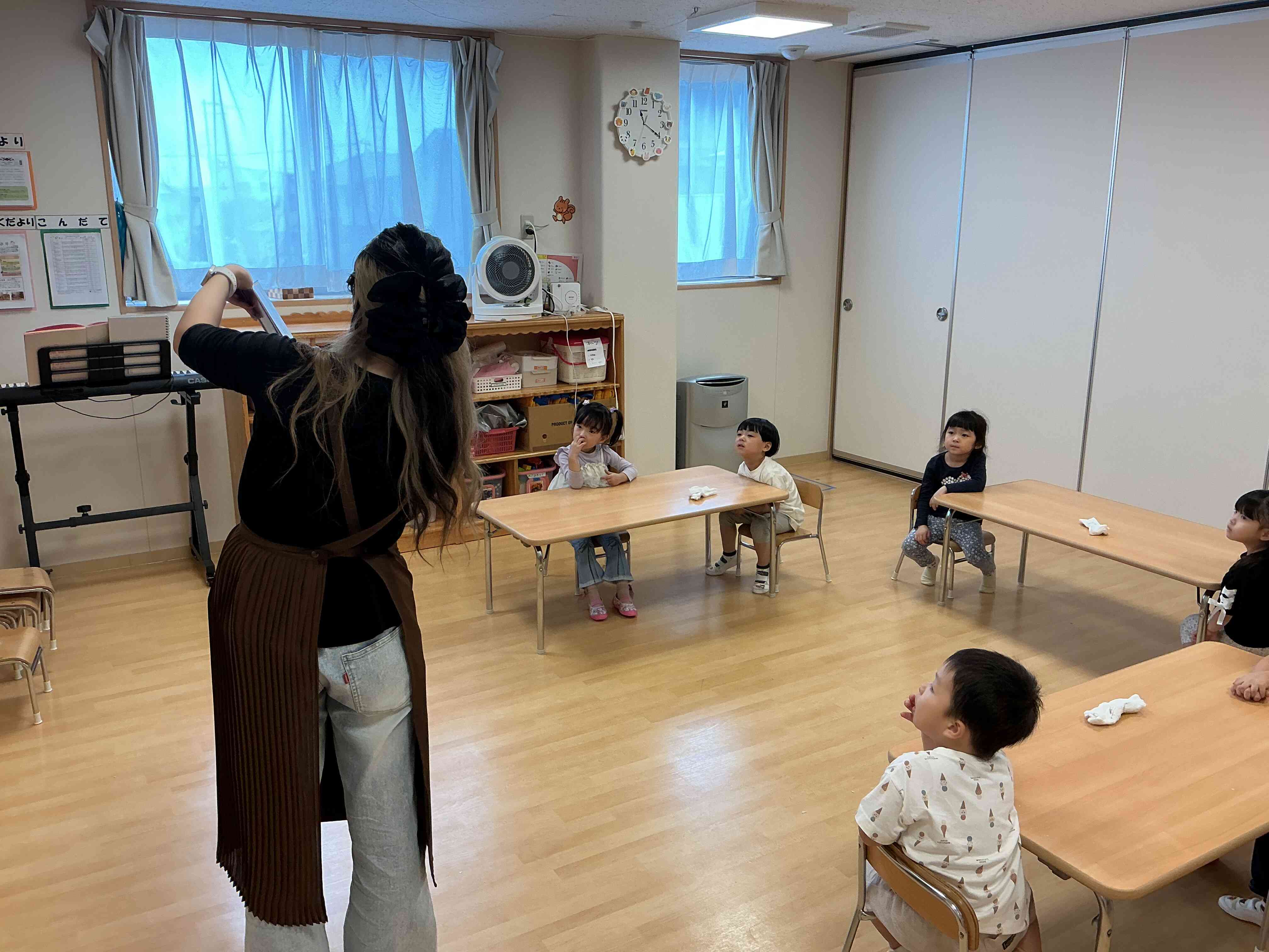 絵本を読んでいただきました。