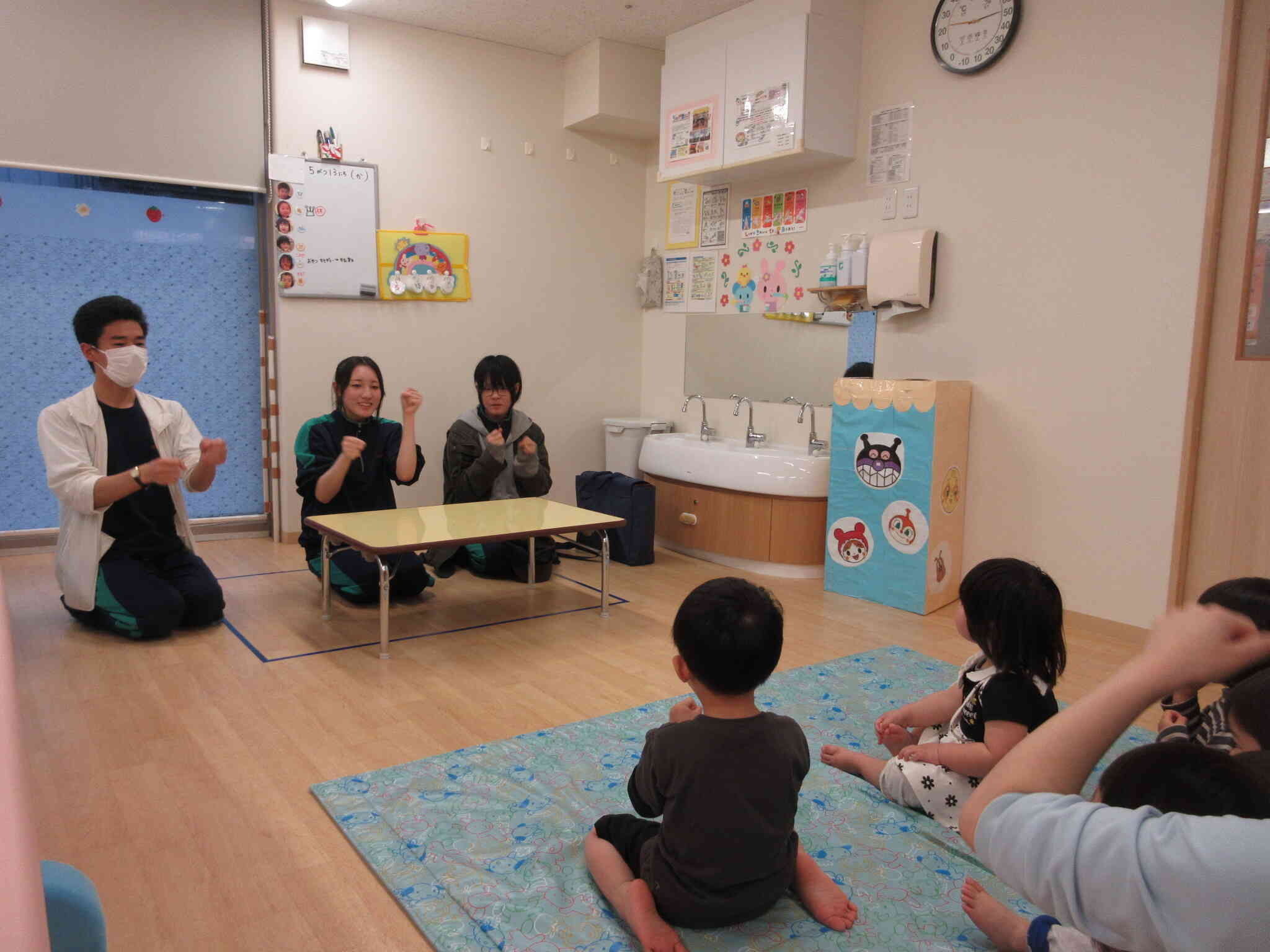 大好きな手遊びも教えてもらいました♬