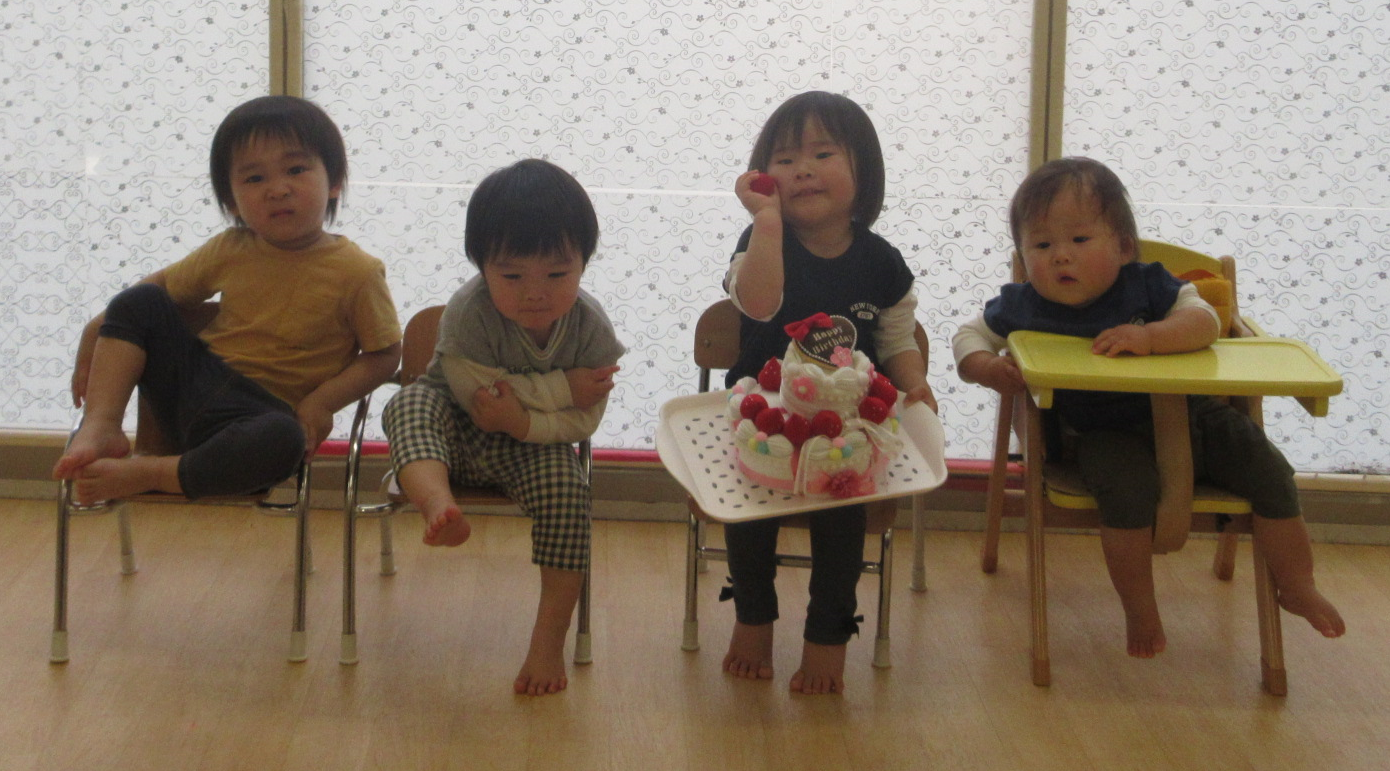 ４・5月生まれの誕生会